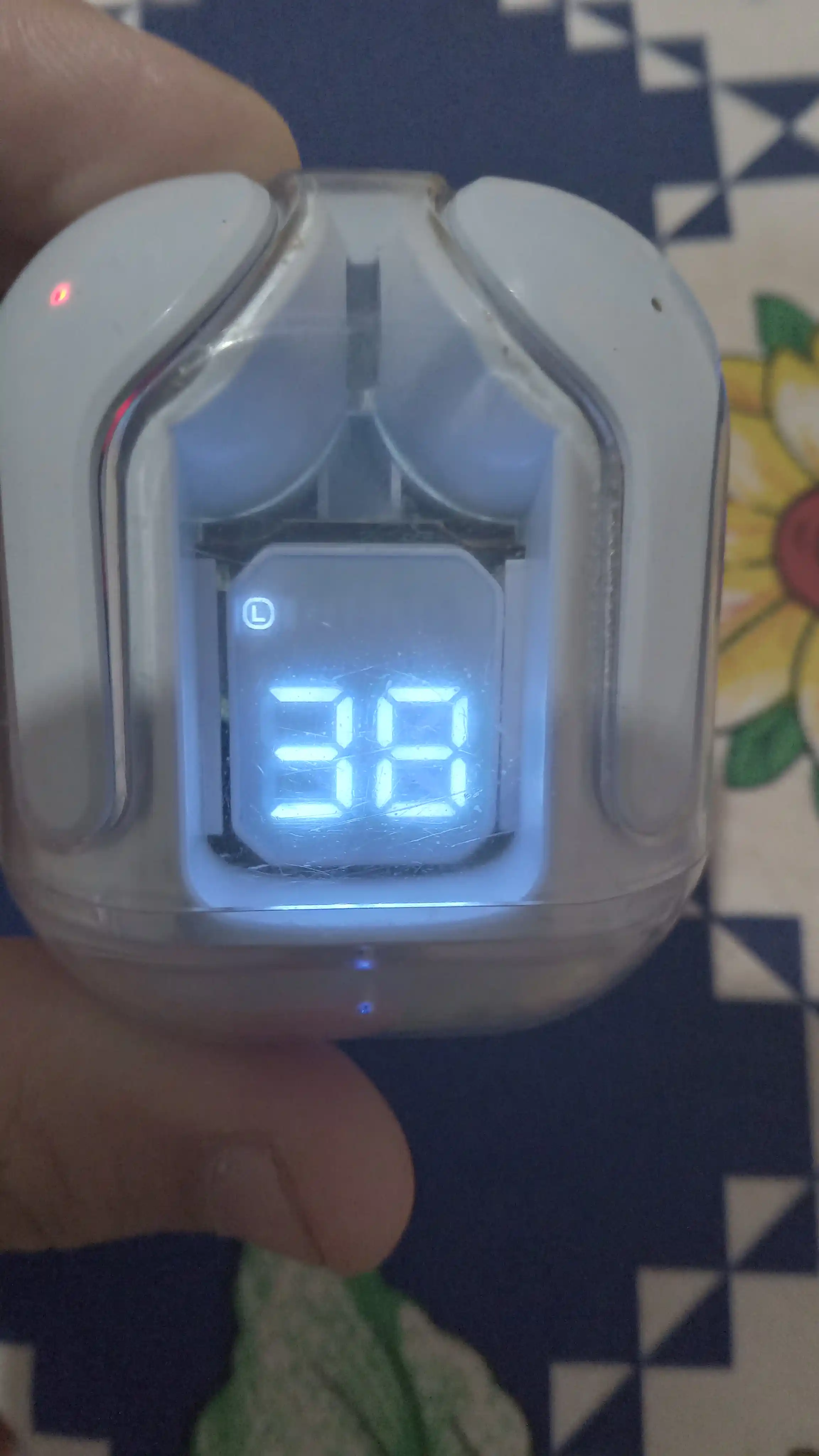 Displey va mikrofonli Air31 simsiz quloqchinlari, iOS va Android uchun