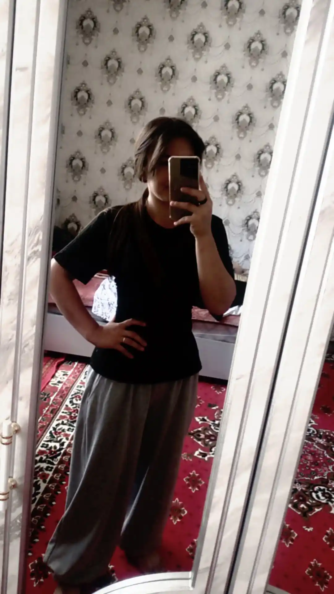 Ayollar uchun bel bog‘ichli futbolka