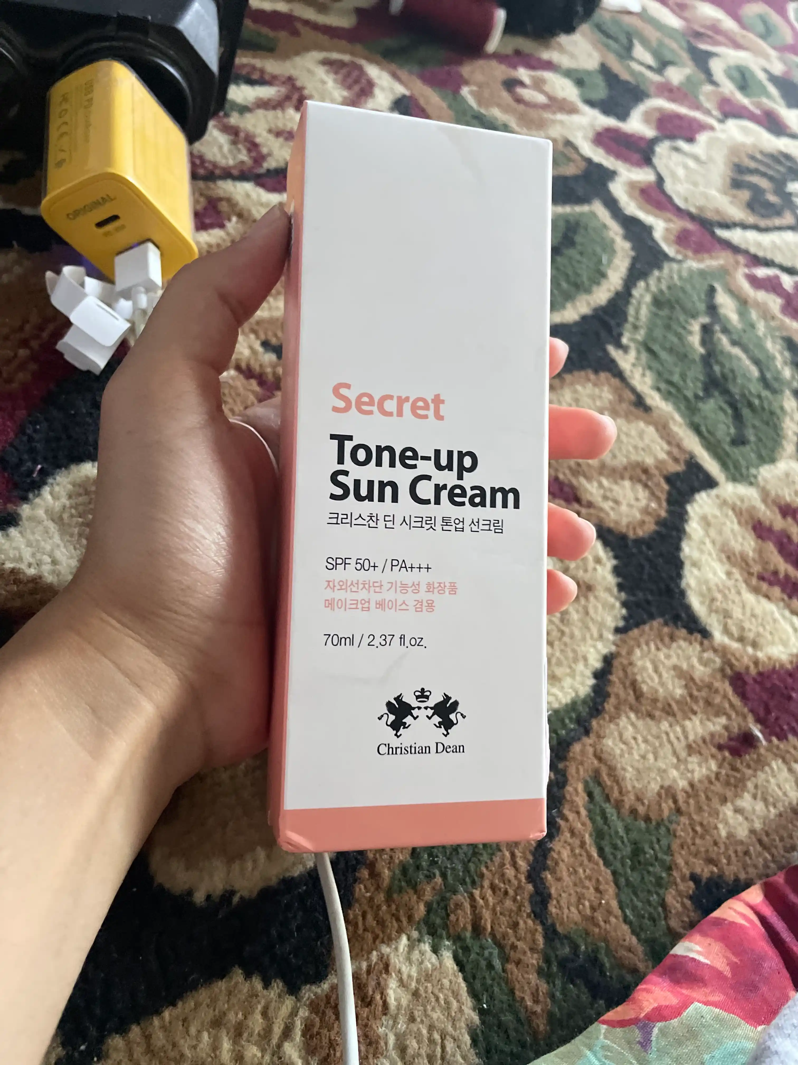Quyoshdan himoyalovchi va tekislovchi krem Secret Tone-Up SPF 50+ Christian Dean, SPF50+, 70 ml