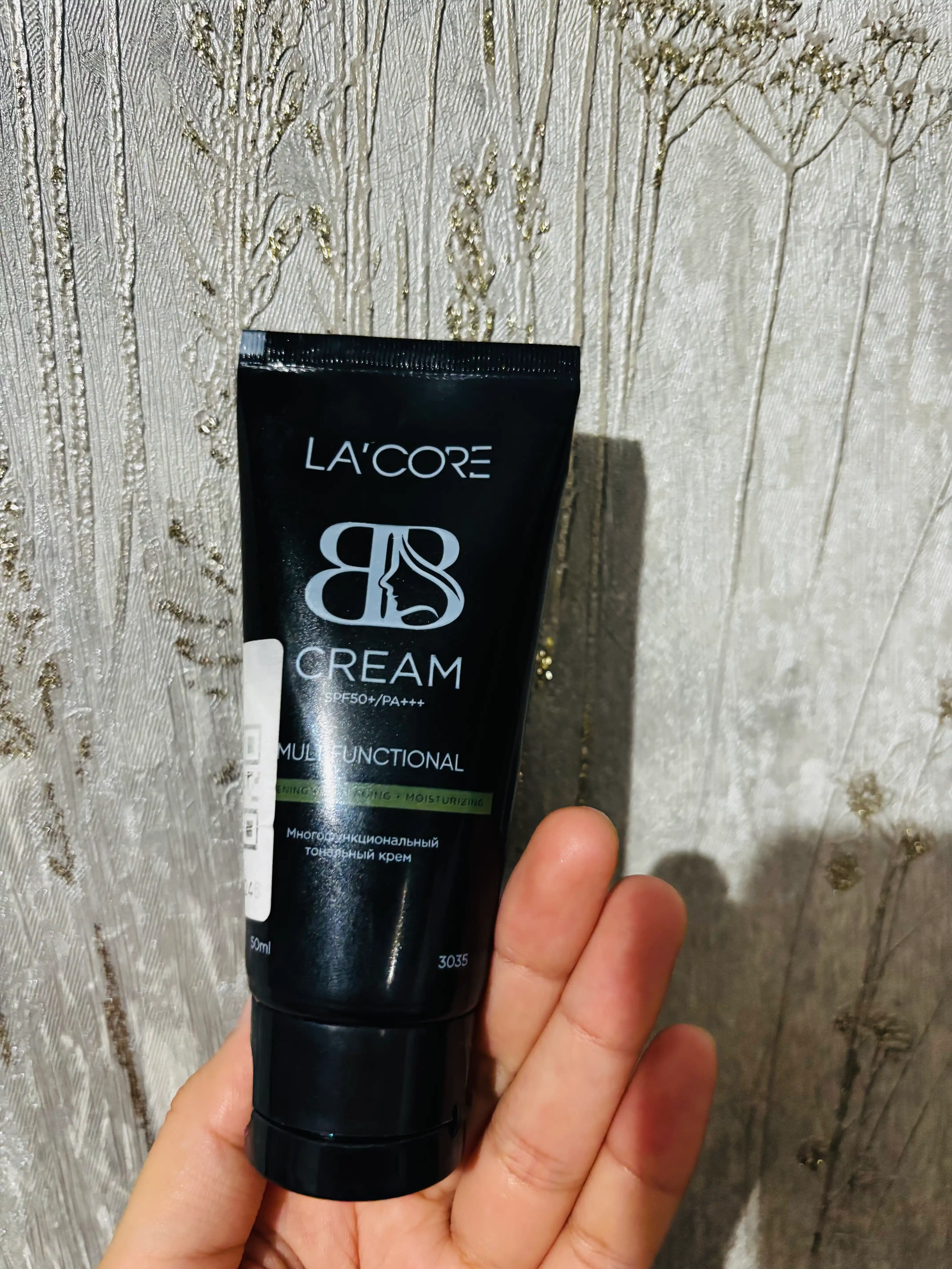 BB krem SPF50+ La’core – yuz uchun ko‘p funksiyali tonal asos