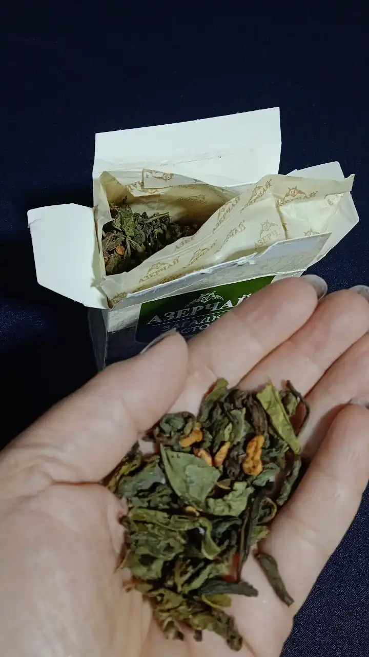 Xitoy ko'k choyi AZERAY Sharq topishmog'i, olma va behi mevali, 90 gr