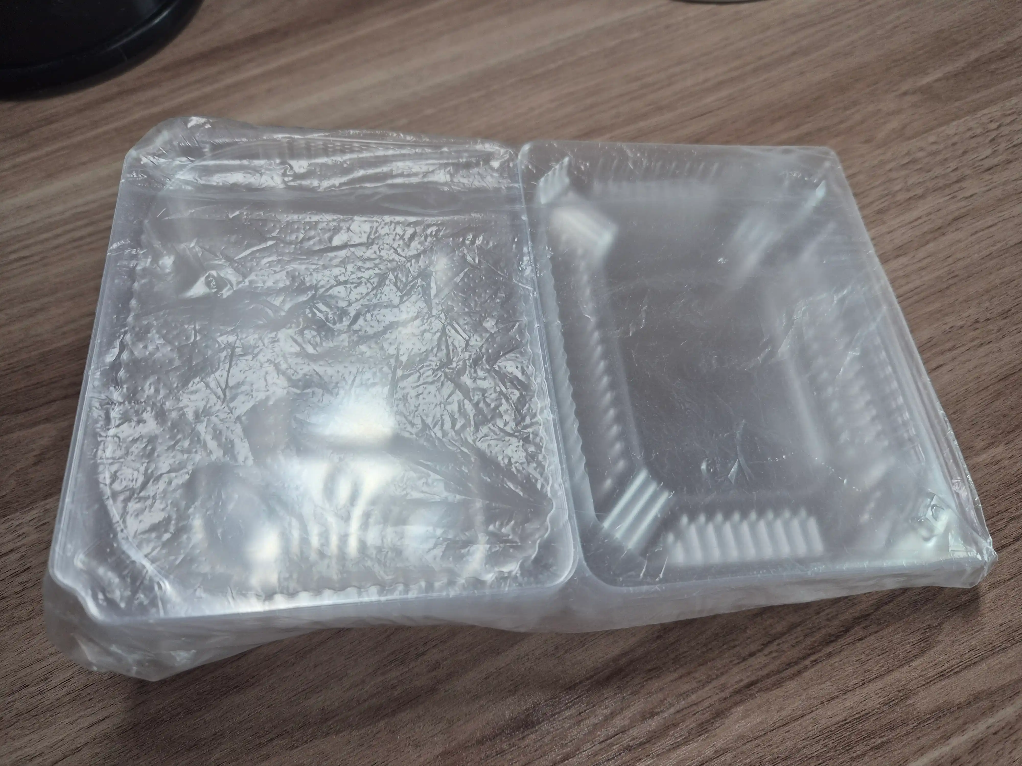 Mahsulotlarni saqlash va tashish uchun MultiGo bir martalik plastik konteyner