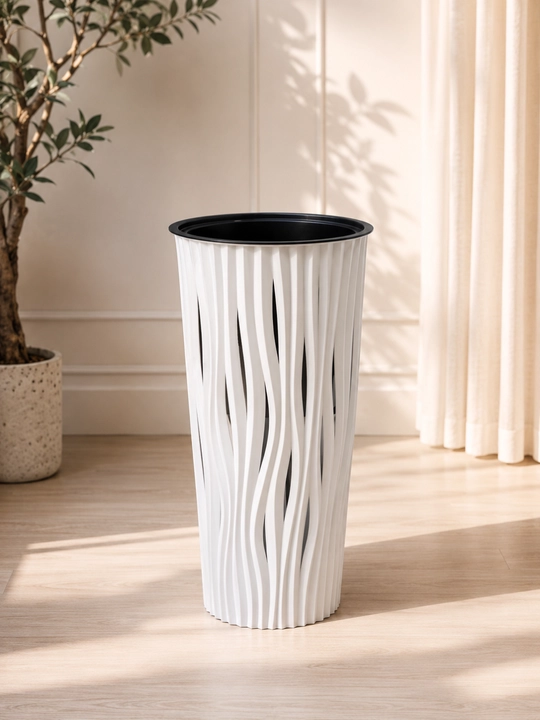 Gullar uchun ichki tuvakli oq dekorativ plastik kashpo