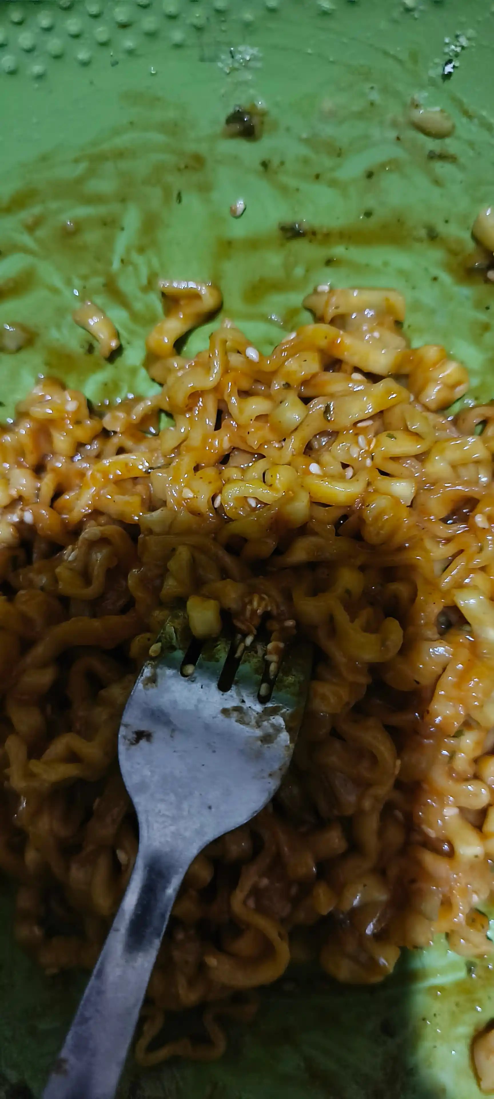 Лапша быстрого приготовления BULDAK CARBONARA HOT CHICKEN RAMEN, 140 г