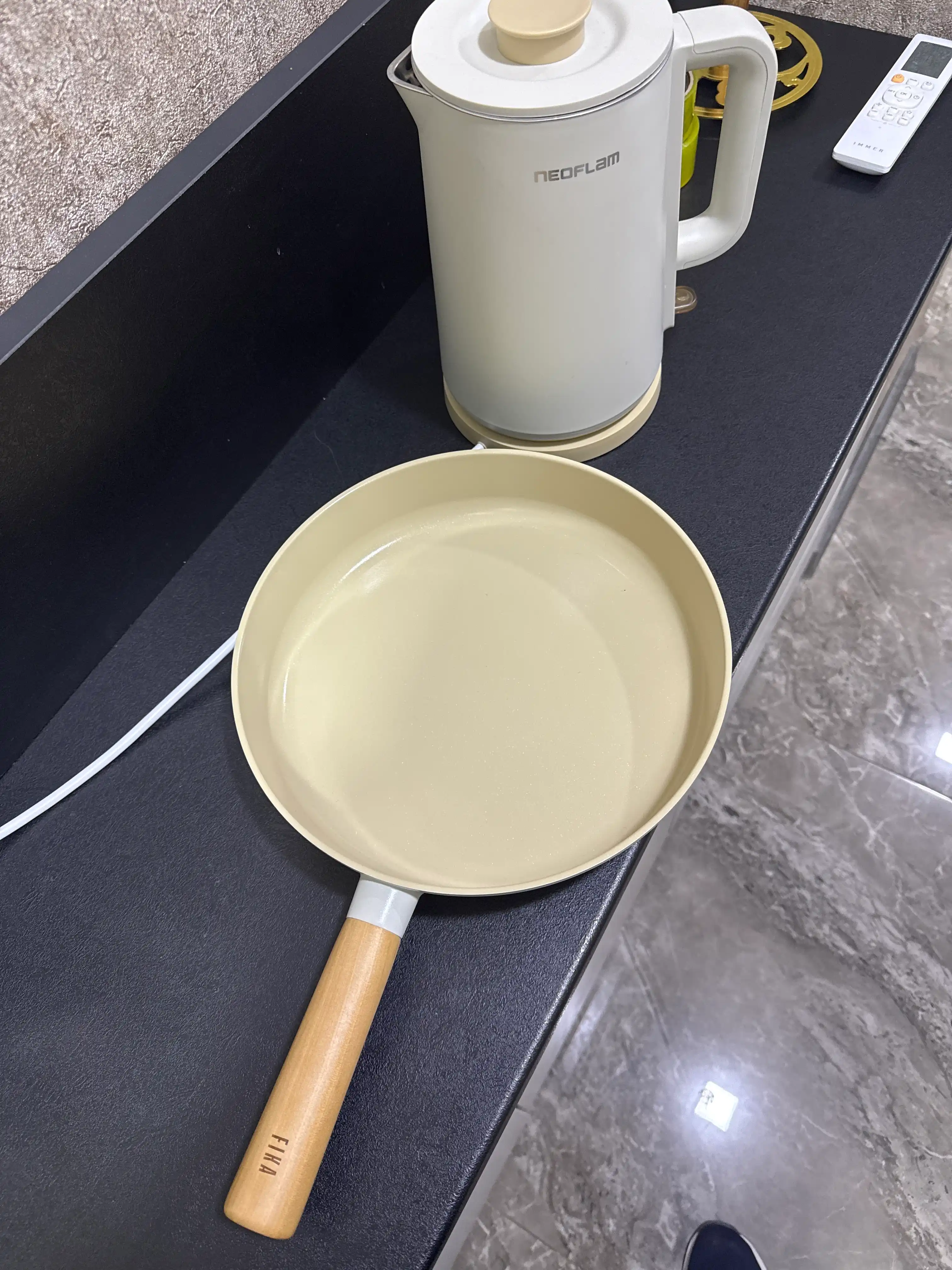 NEOFLAM FIKA Quyma alyuminiy tovalar to‘plami 24–26 sm, induksion taglik, keramika qoplama