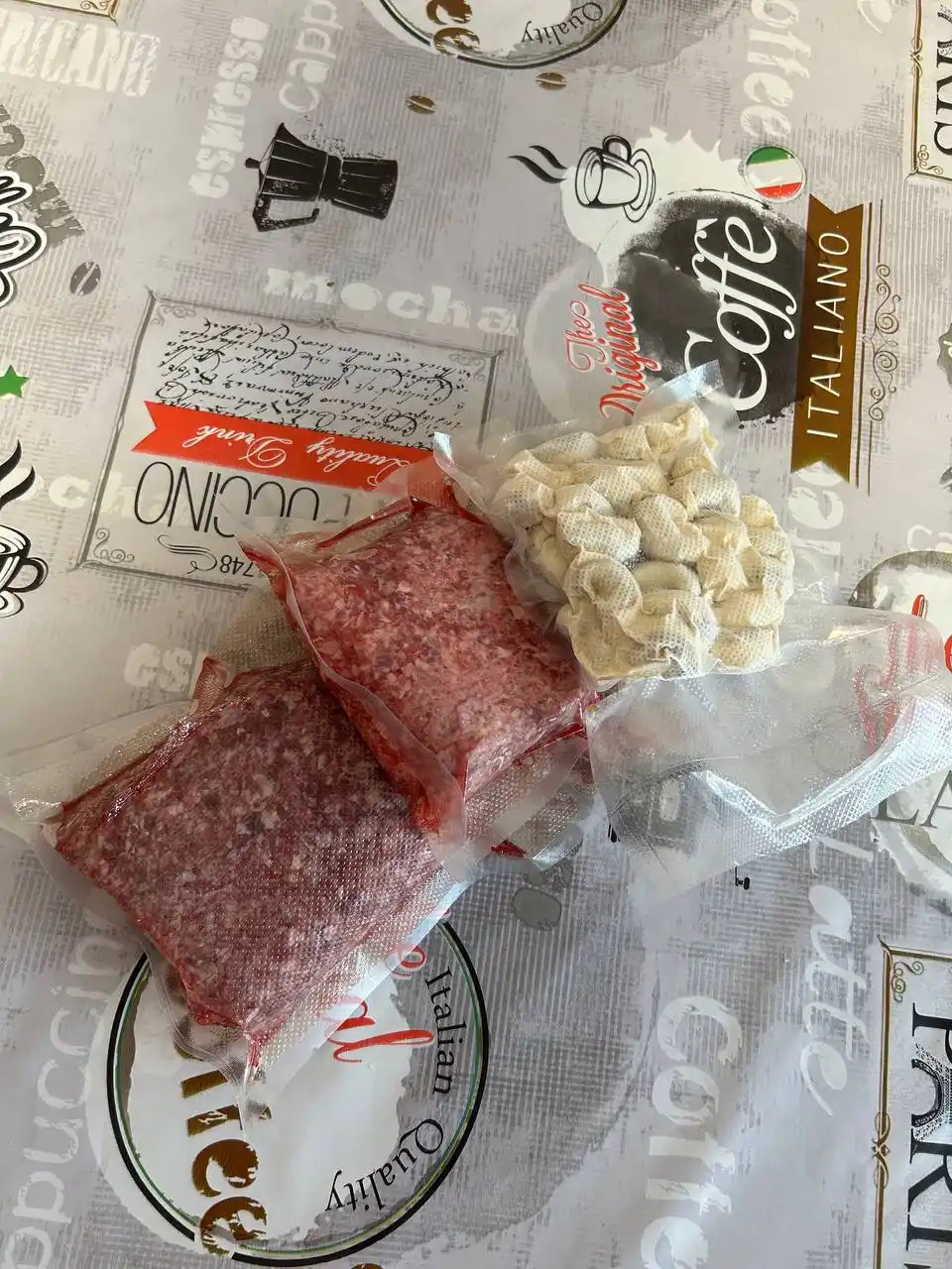 Вакуумные упаковщик, вакууматор для продуктов с пакетами