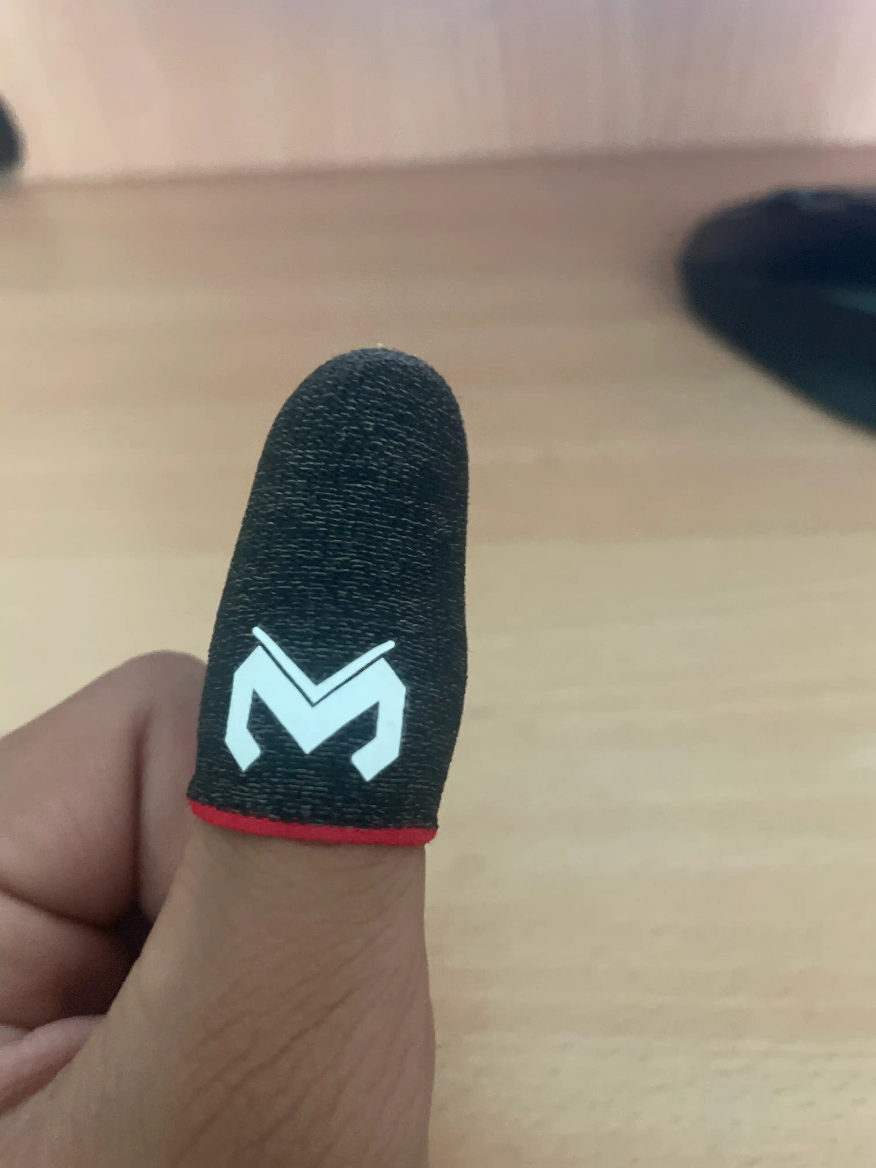 Smartfon, PUBG, Fortnite o‘yinlari uchun sensor barmoqlar, MEMO o‘yin qo‘lqoplari