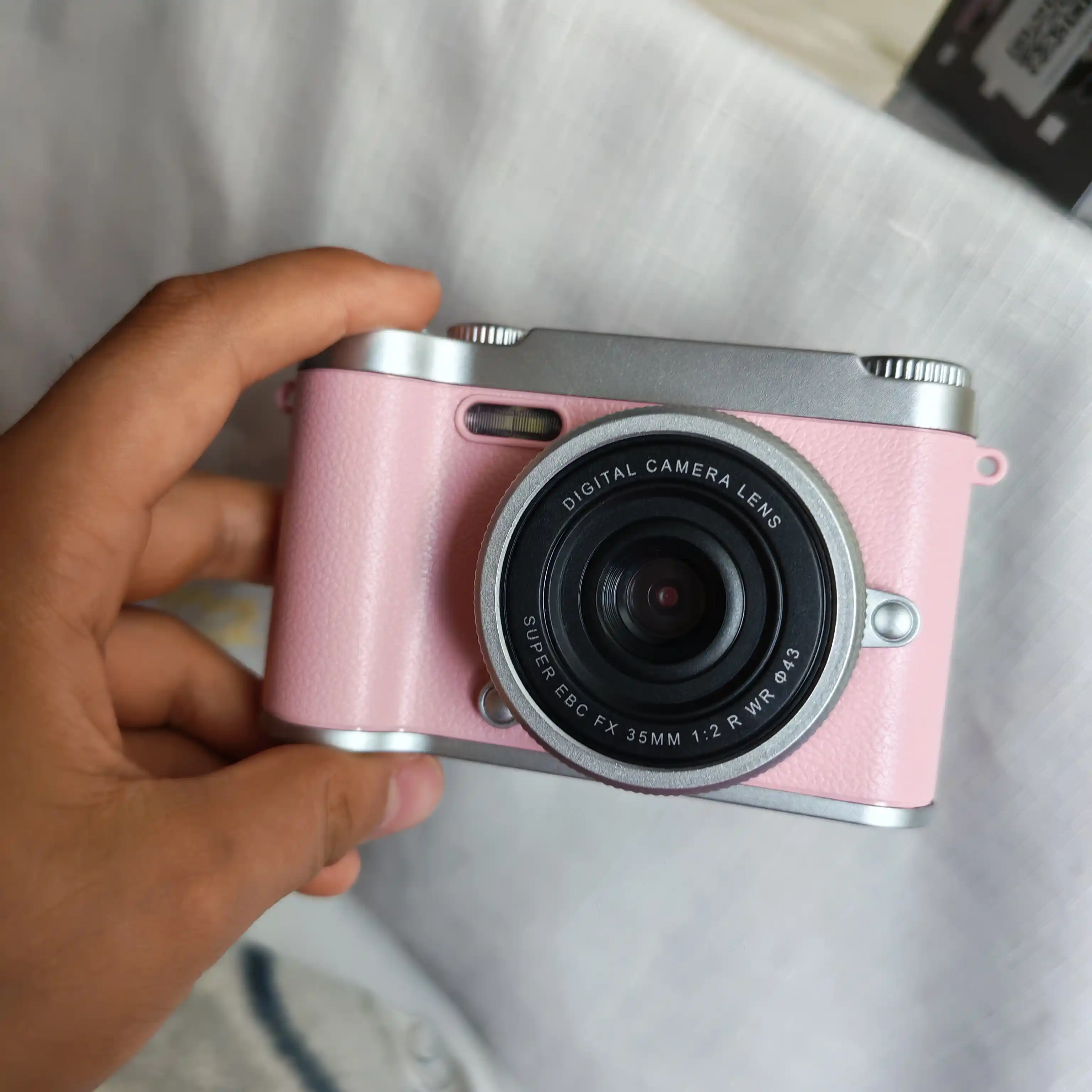 Raqamli kamera (fotoparat), foto kamera, retro kamera, 8x zum, va 32 GB karta