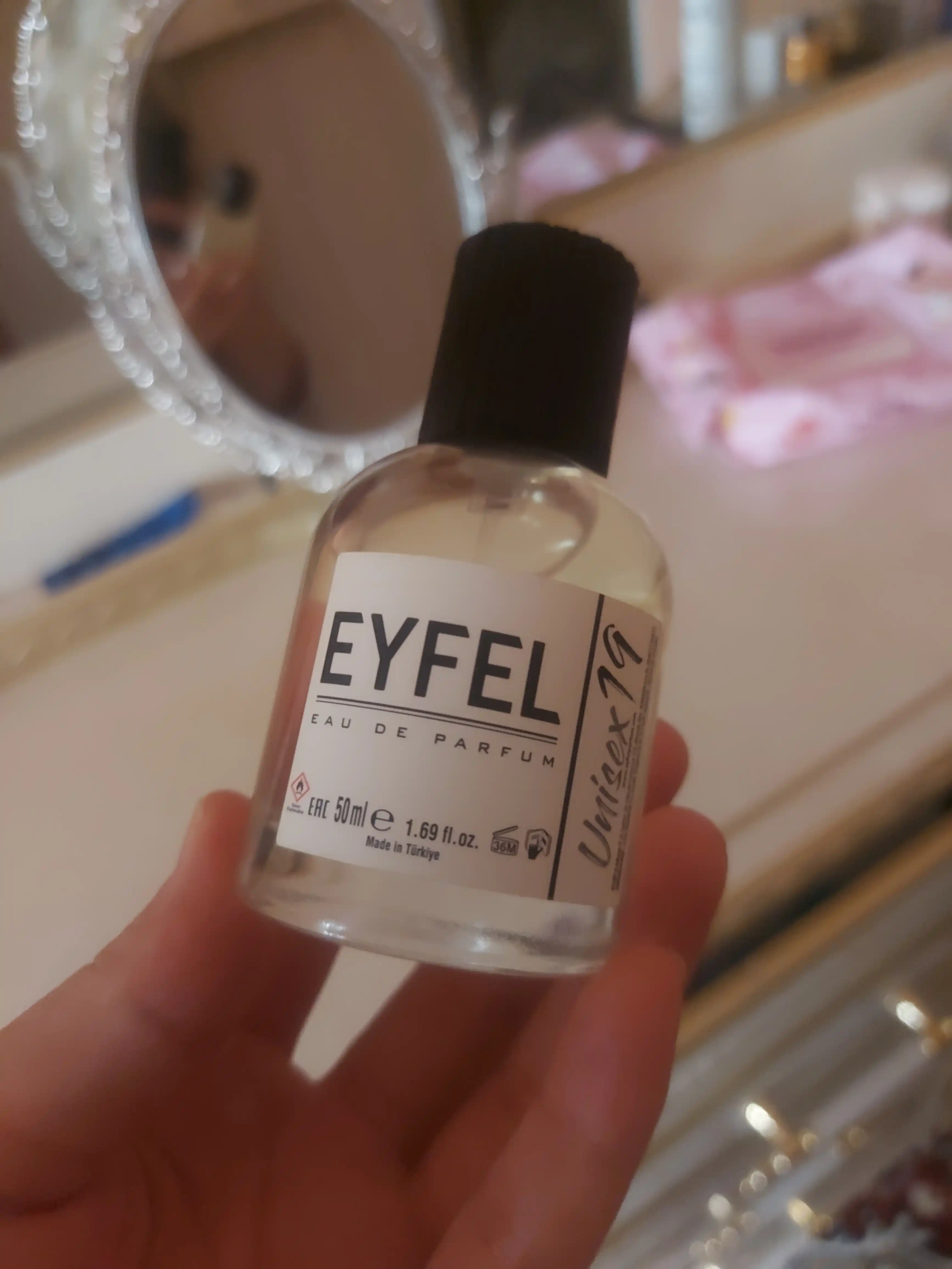 Парфюмерная вода для женщин "Eyfel"