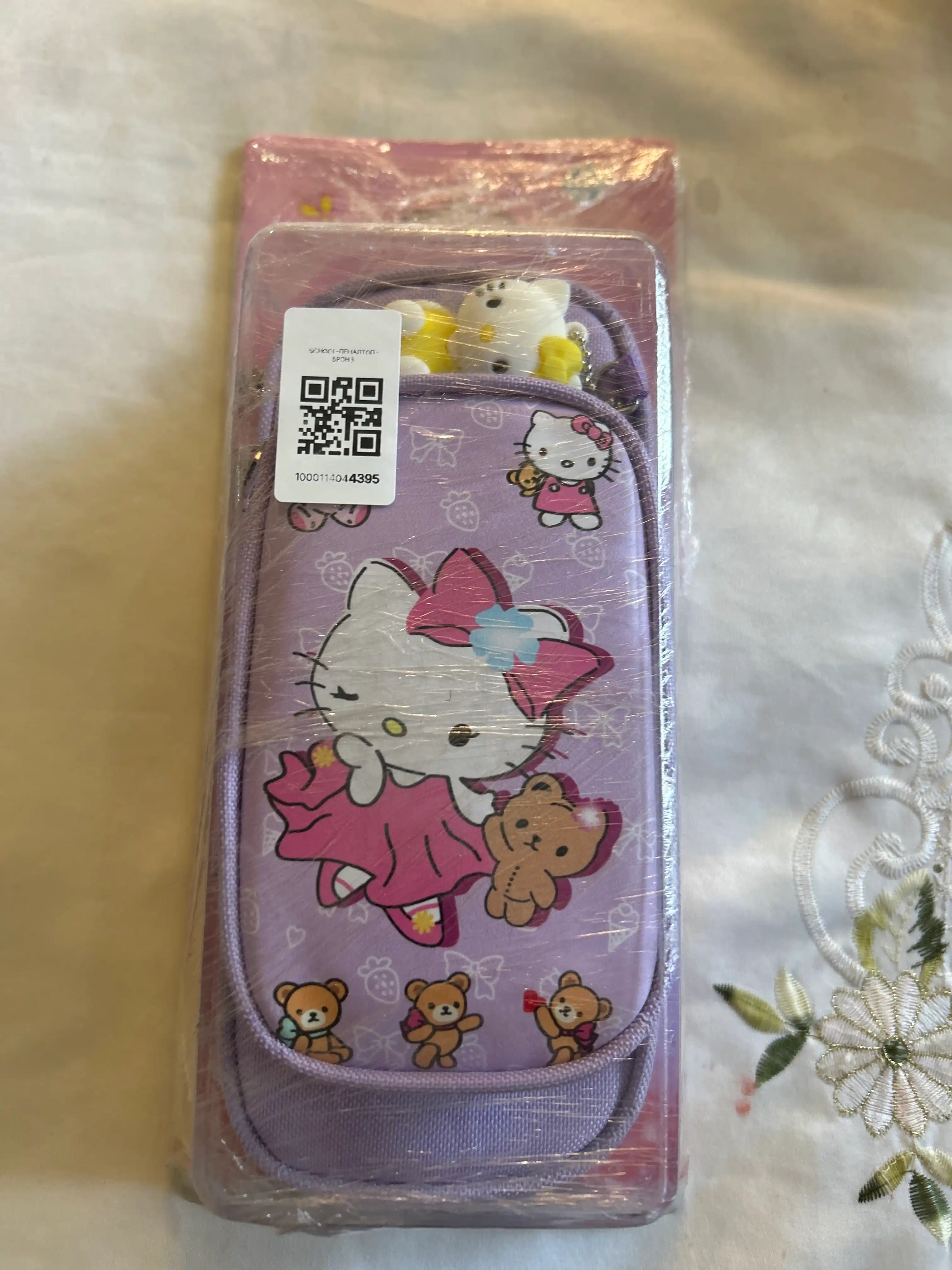 Maktab qalam qutisi Stitch, hello kitty, barbi, kosmonavt, kuromi penal, spiderman