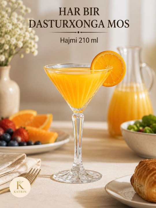 Desert va alkogolsiz kokteyllar uchun qirrali shisha martinka bokali, 210 ml