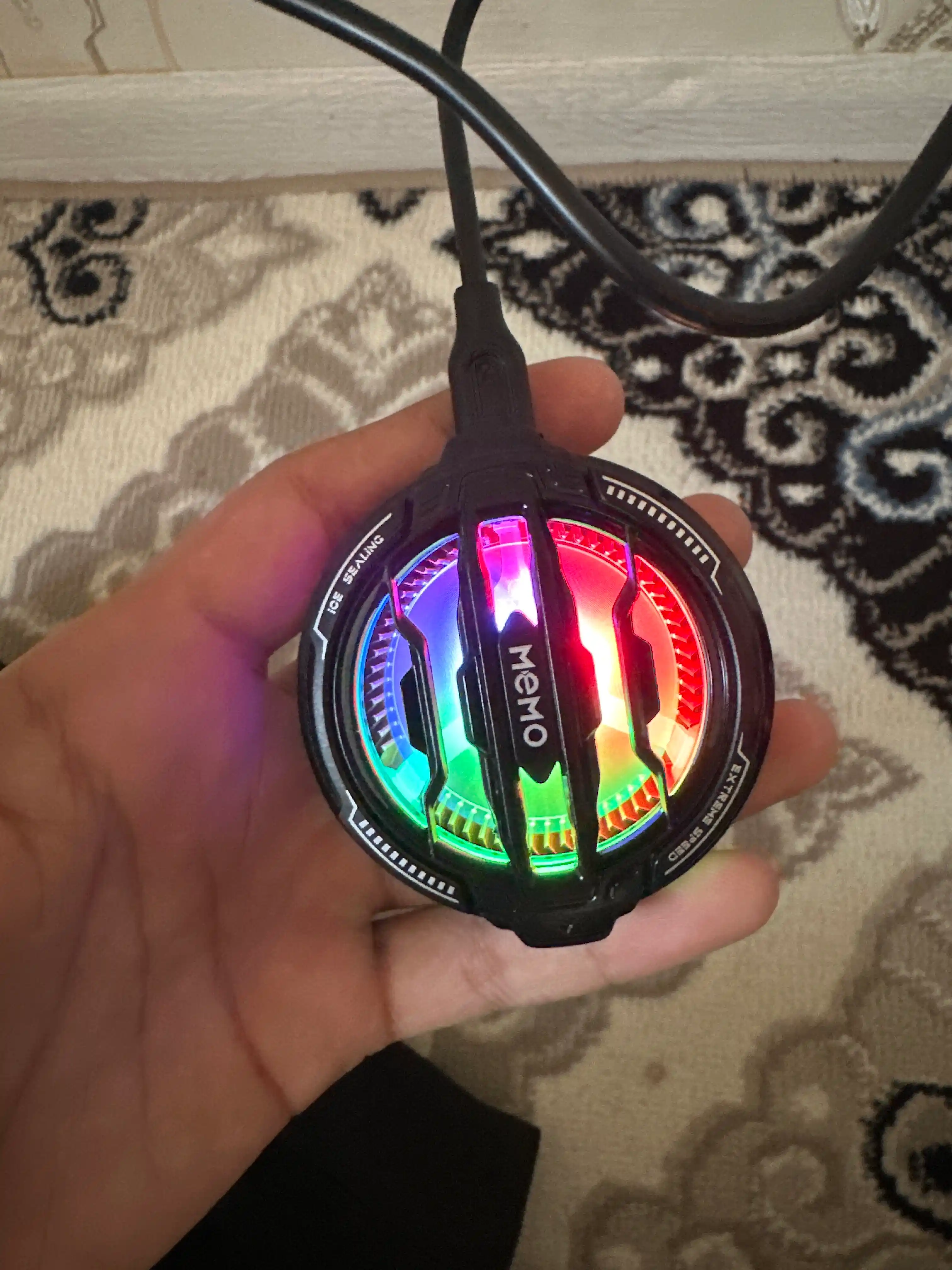 Memo CX-07 telefon va uchun magnitli Kuler, RGB yoritgichli, Kuller 8000 aylanish/min