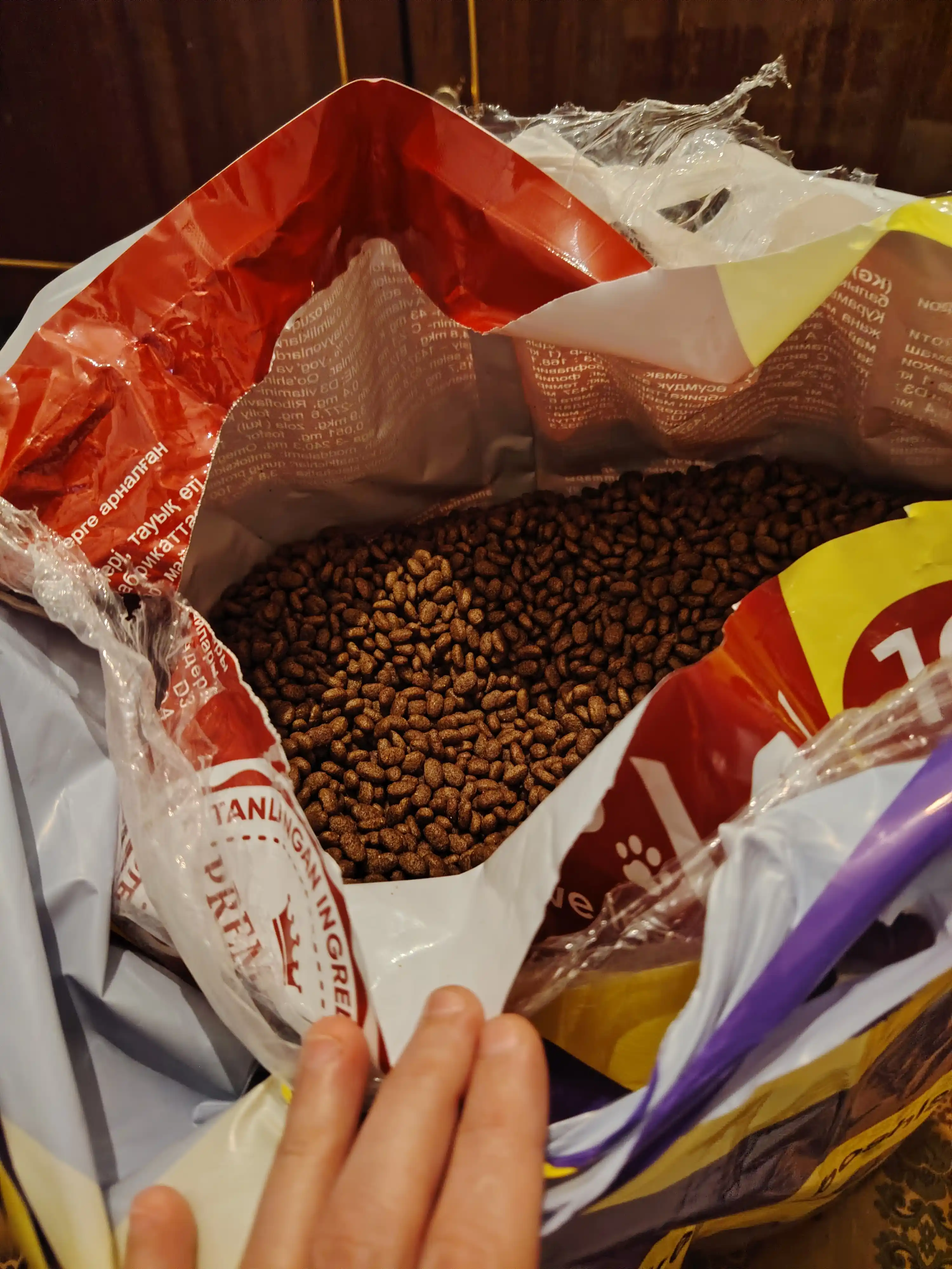 Paw Picks mushuklar uchun quruq yem, baliq bilan 10 kg