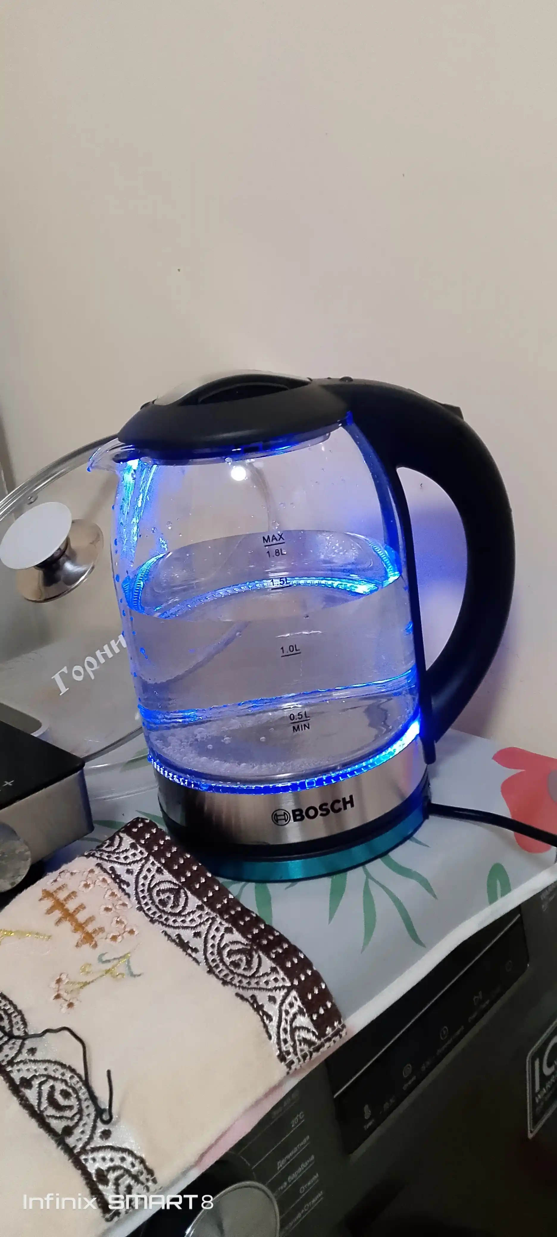 BOSCH Elektr choynak 2L — LED yoritgichli, 2000W quvvatli,tez qaynatuvchi, Germaniya sifat