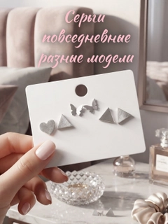 Бордовый