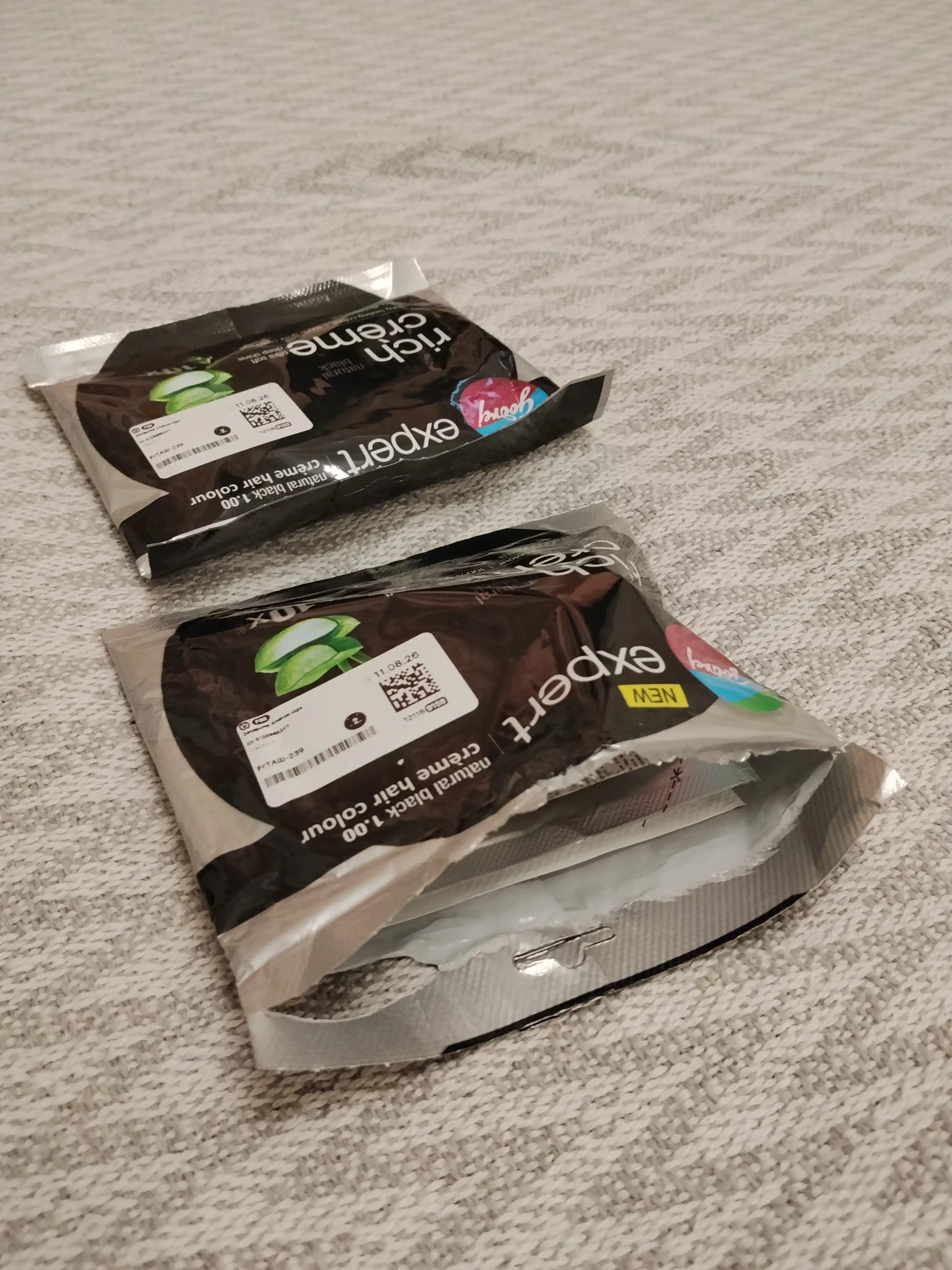 Godrej Expert Easy 5 Minute soch uchun tabiiy komponentli bo'yoqli shampun