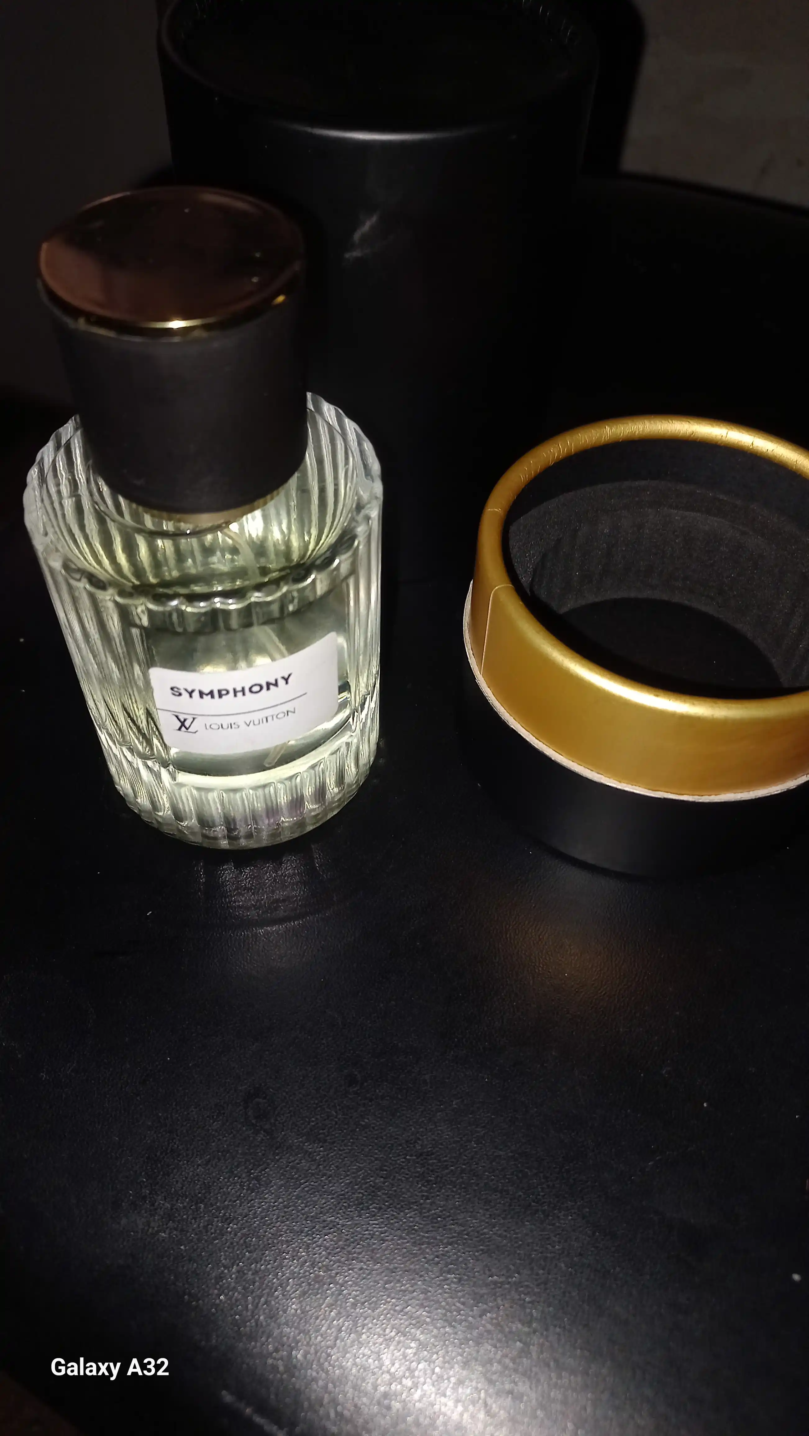 Духи унисекс, Louis Vuitton Symphony, Simfoniya