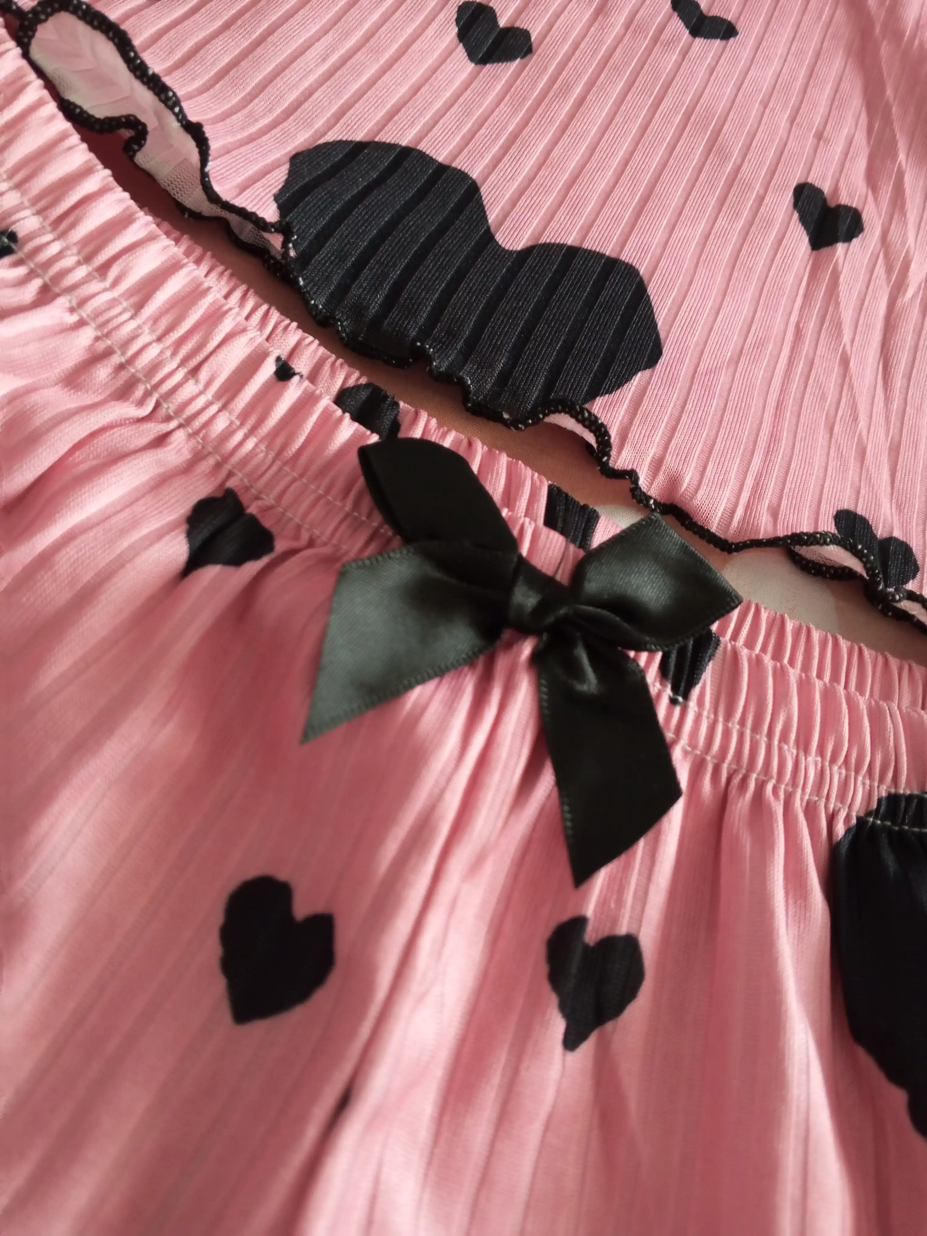 Pijama ayollar uchun, mayka va shortik