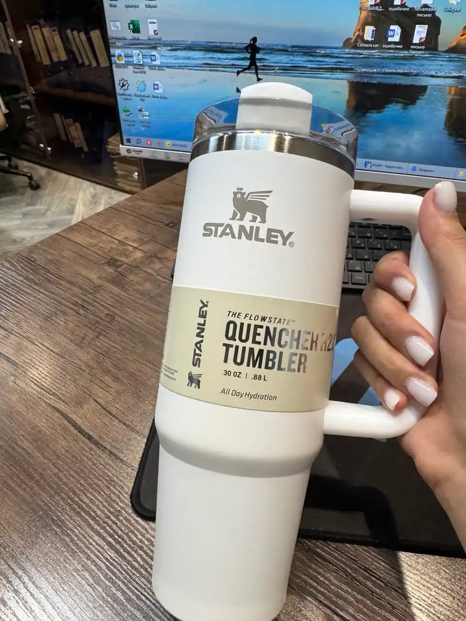 Термокружка Stanley, термос, стакан для воды, 1100 ml