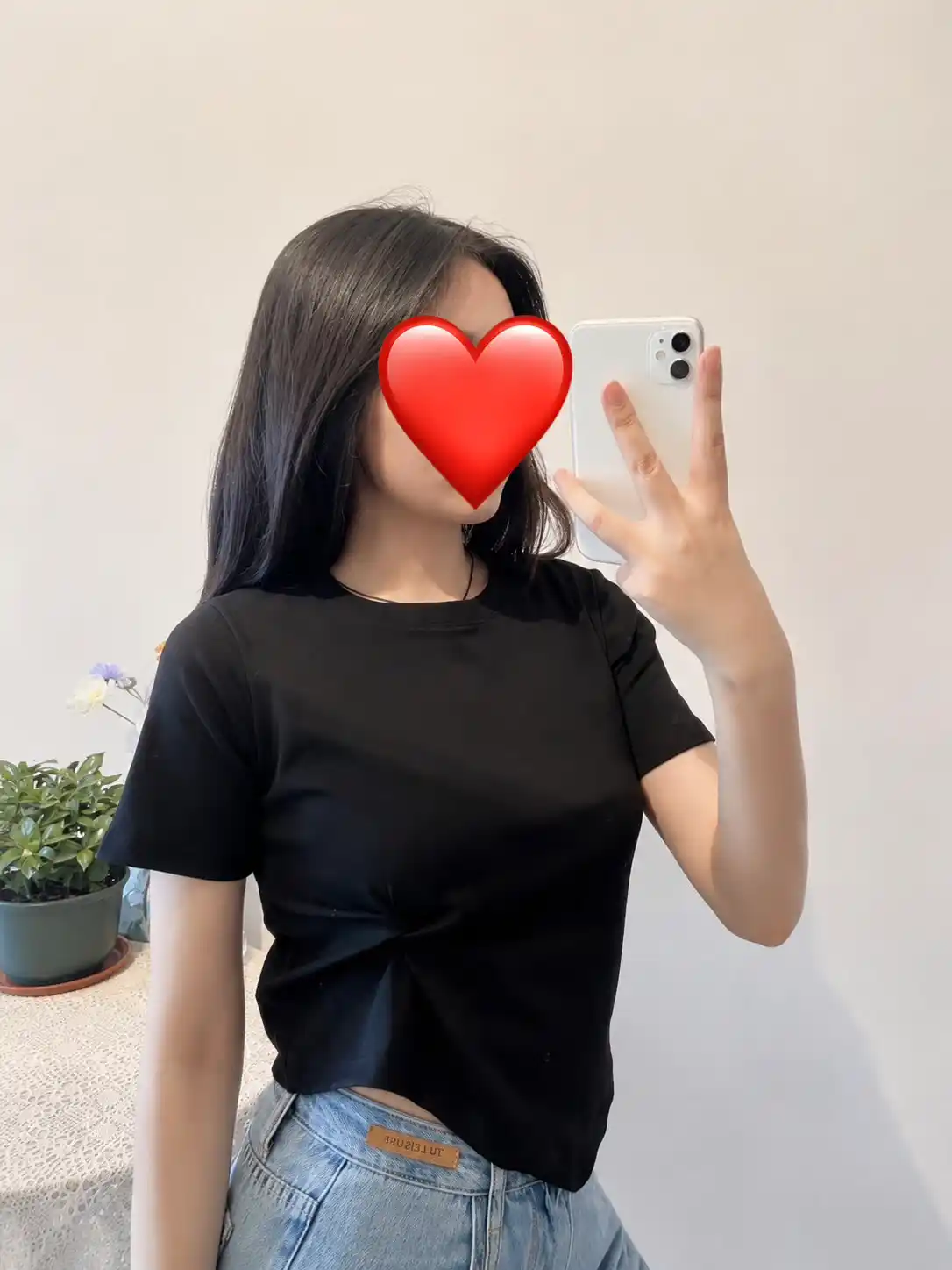 Ayollar uchun futbolka, yozgi uslubda, qisqa yengli