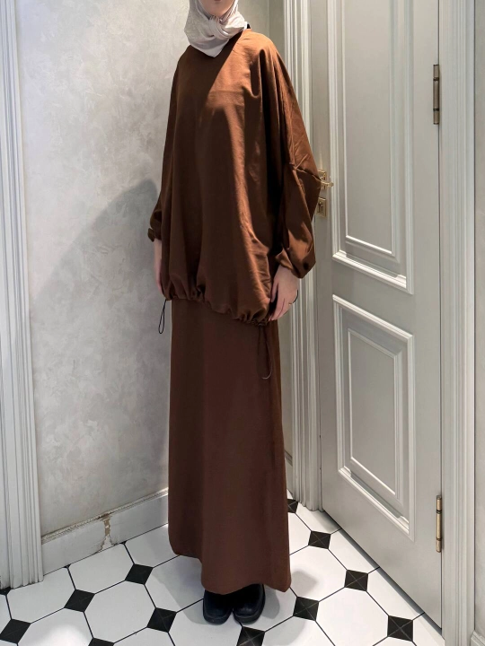 Ayollar uchun Hudi yubka, 2-ip kuzgi mato, standart 44–50, oversize, hijob uslubi