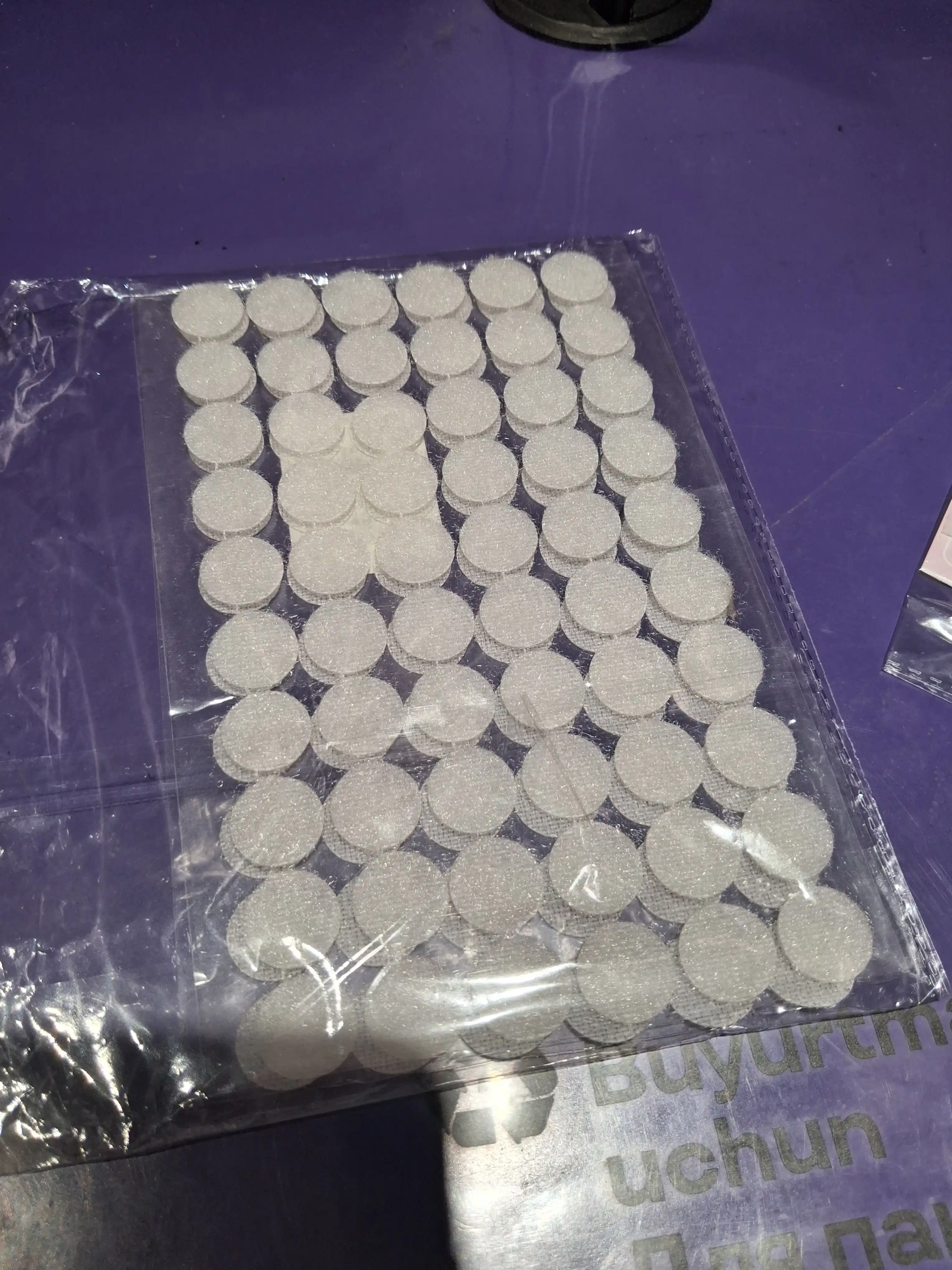 Velcro lipuchka 15 mm dumaloq — qo‘l mehnati, dekor va bolalar o‘yinlari uchun