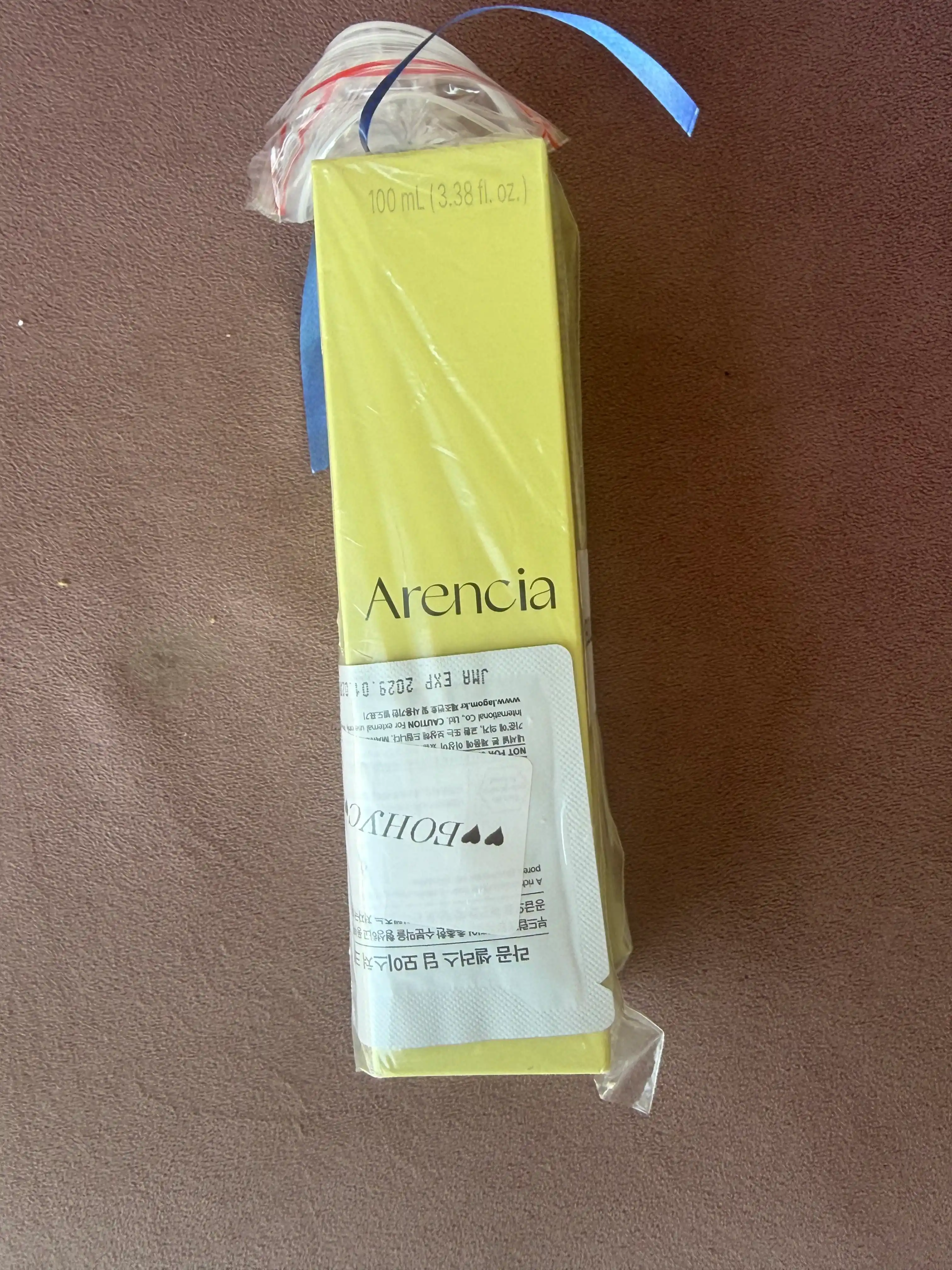 Arencia Vitamin C Glutathione Booster Mist niatsinamidli yuz uchun yorituvchi mist-buster