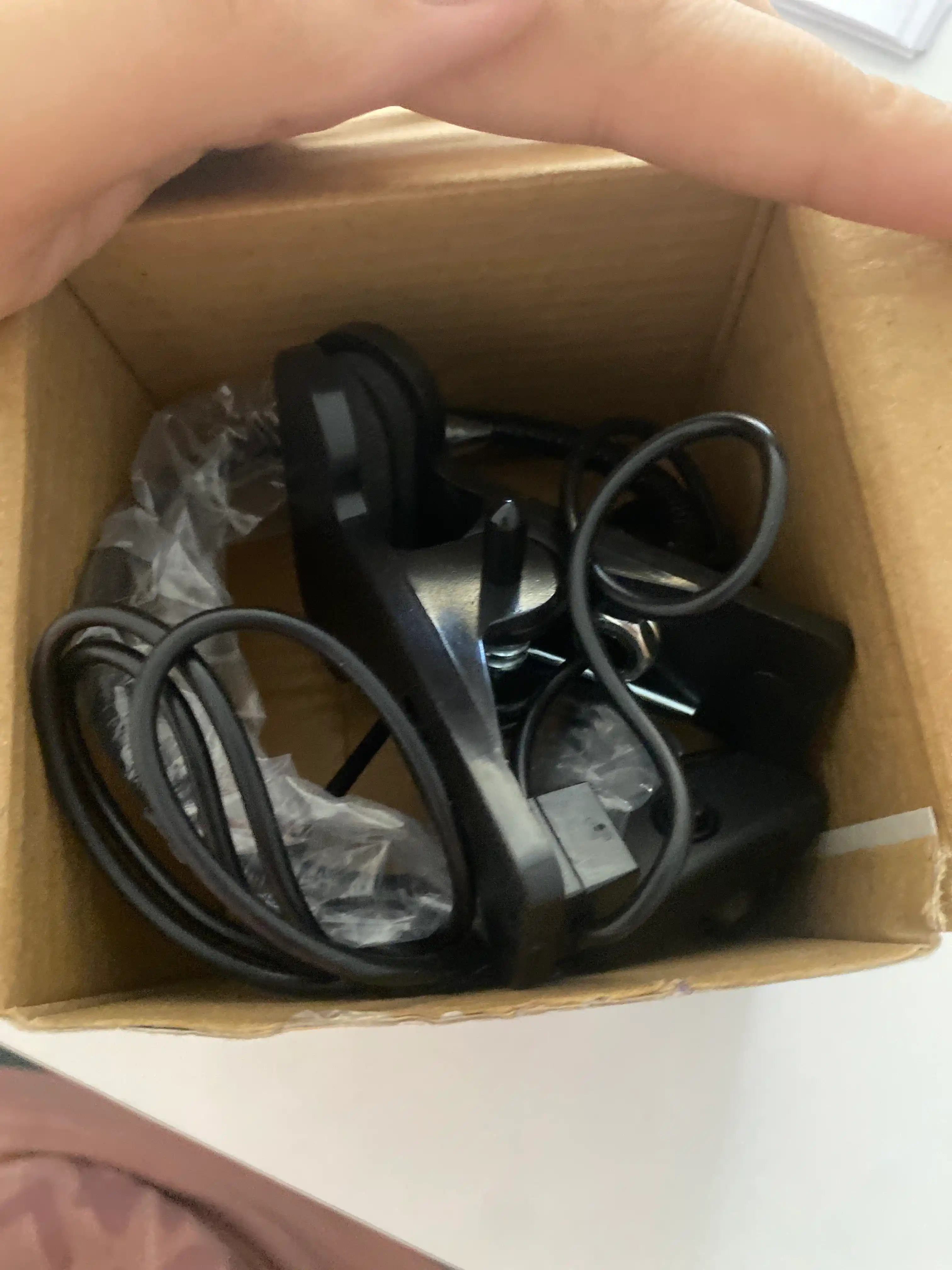 Chiroq UV, metall manikyur uchun, tasmali LED