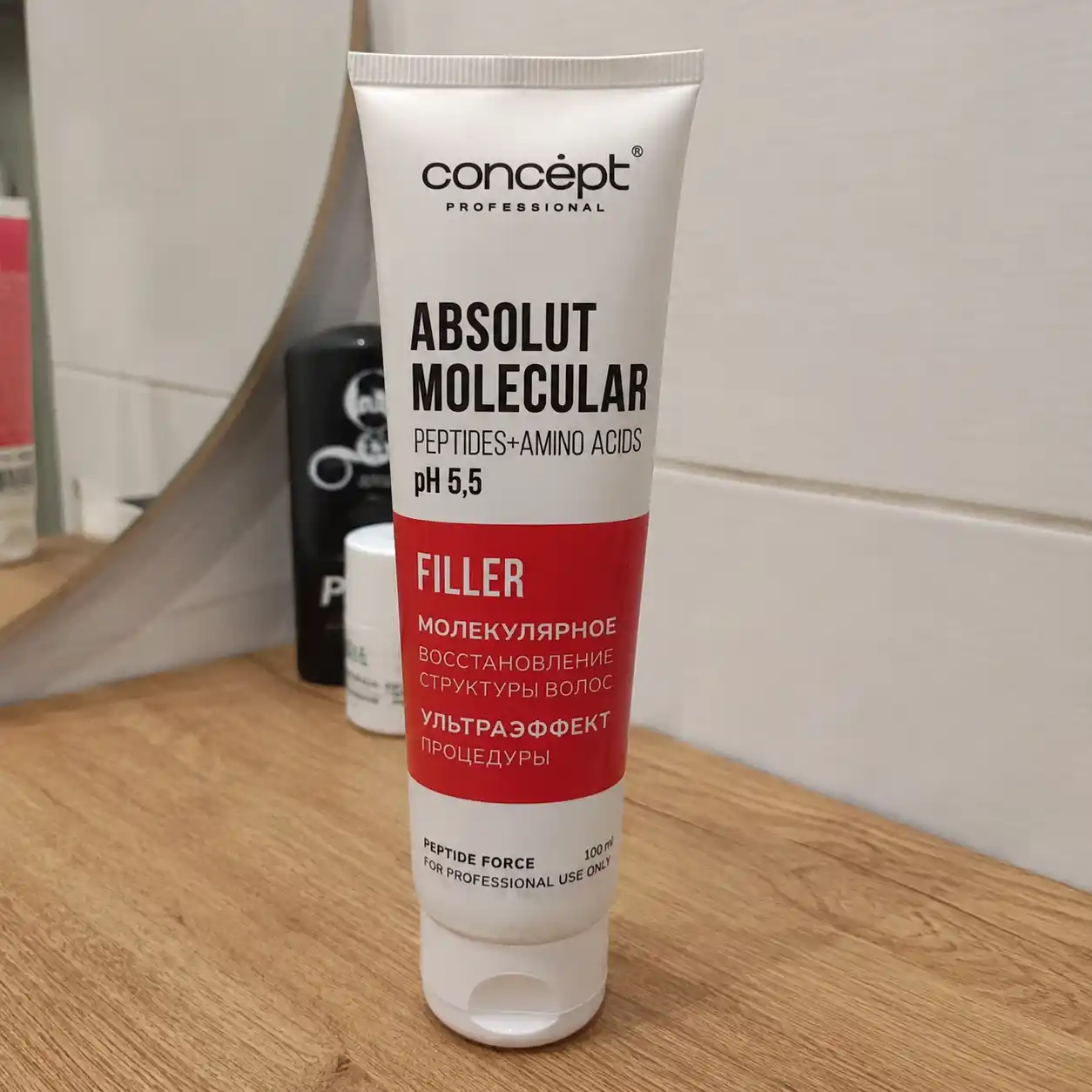 CONCEPT PROFESSIONAL Peptide Force soch to‘ldirgichi, molekulyar, tiklovchi, 100 ml
