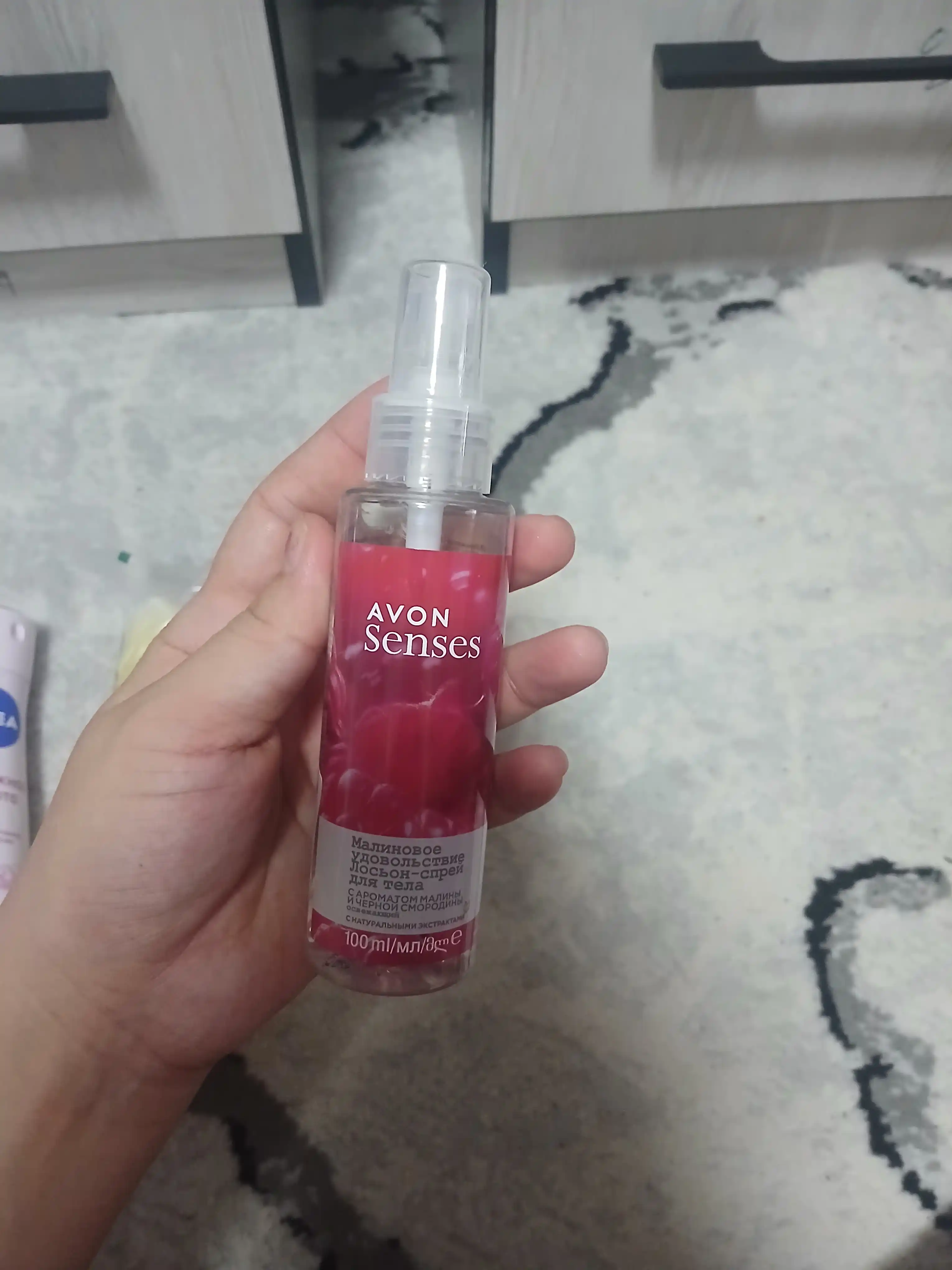 Спрей для тела Avon, с ароматом малины и черной смородины, 100 мл