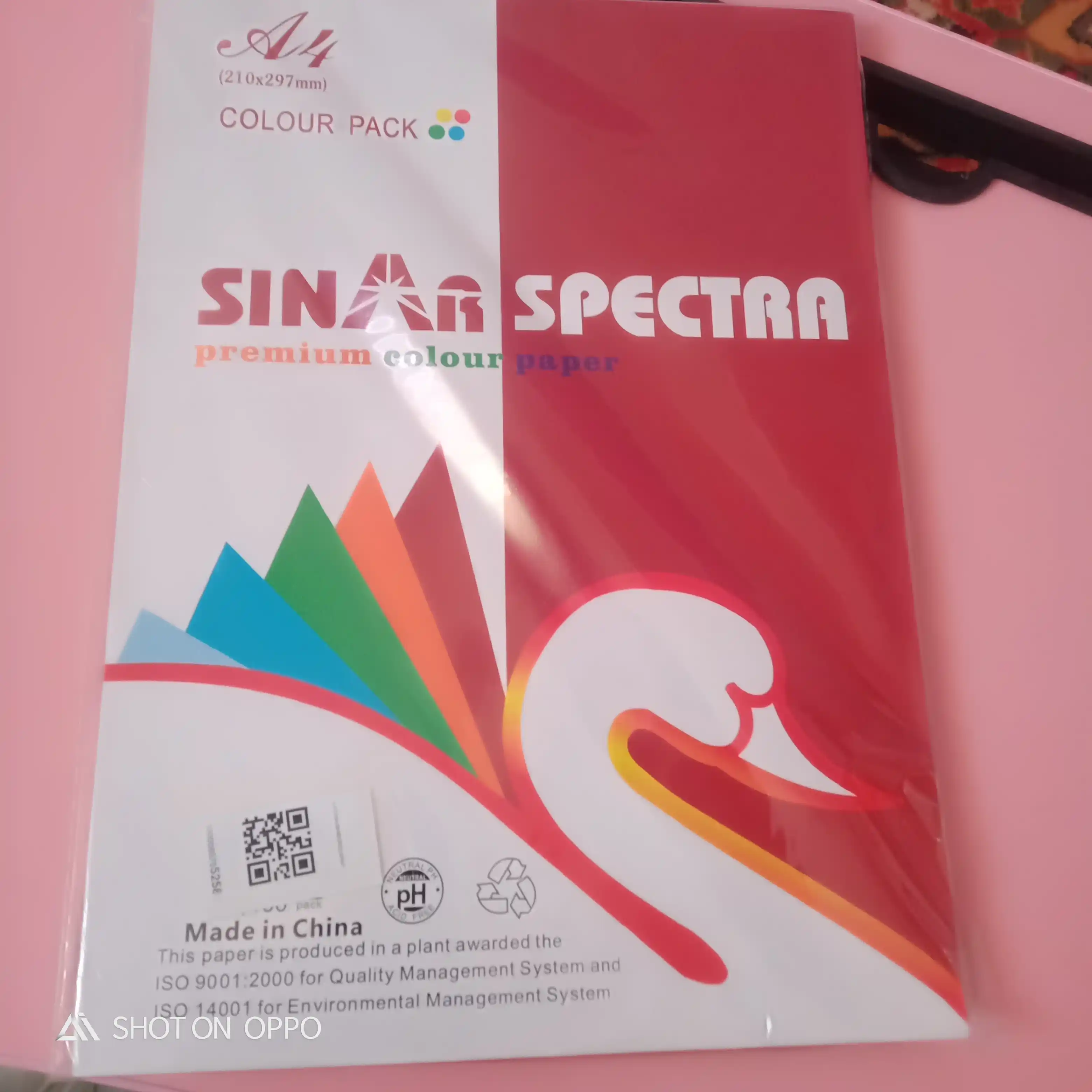 Rangli qog'oz, A4, ofis, maktab, bog'cha uchun, paketda 100 dona. 10 xil rangda