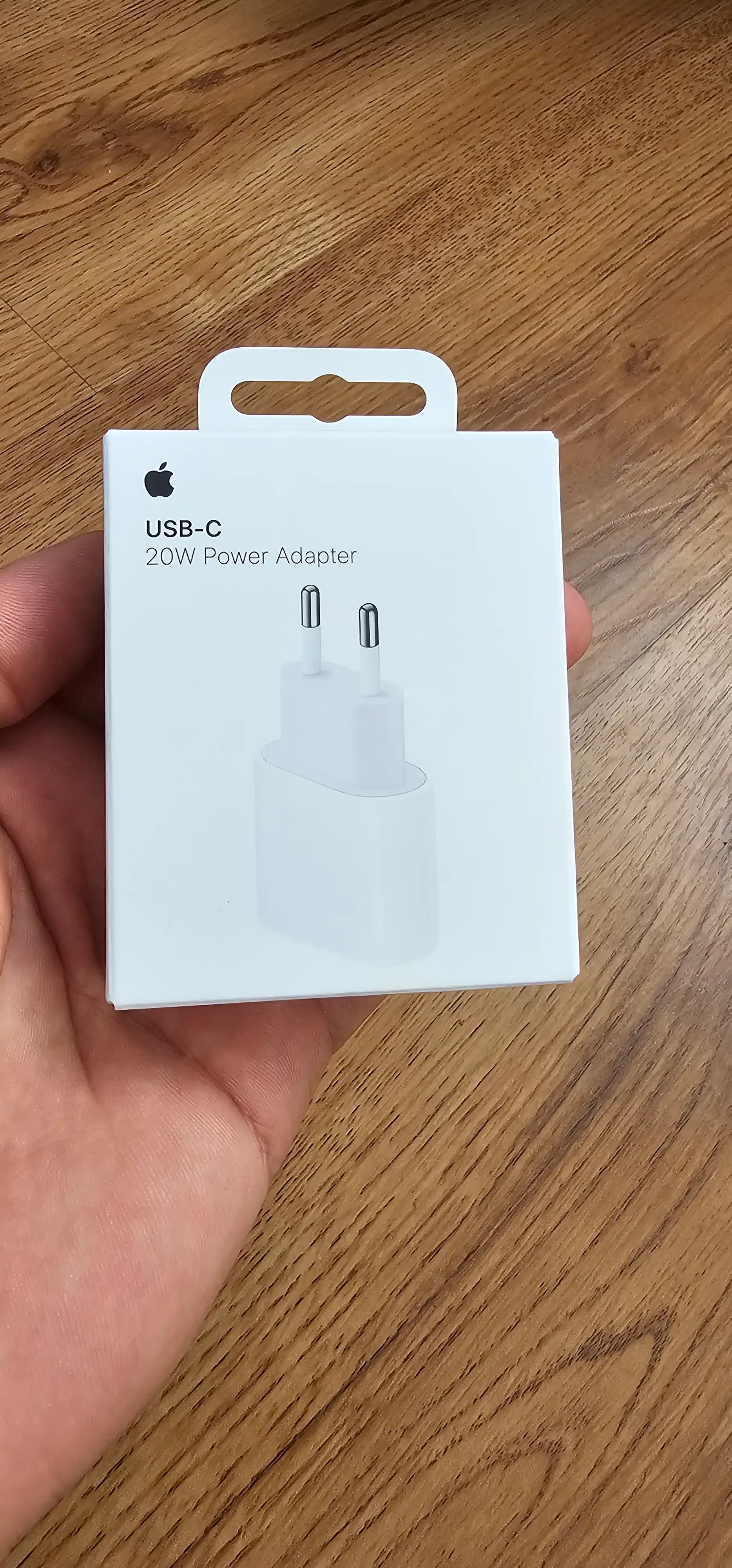 Зарядное устройство (ОРГ) 20W USB-C для iPhone X,11,12,13,14,15,16,17 зарядка
