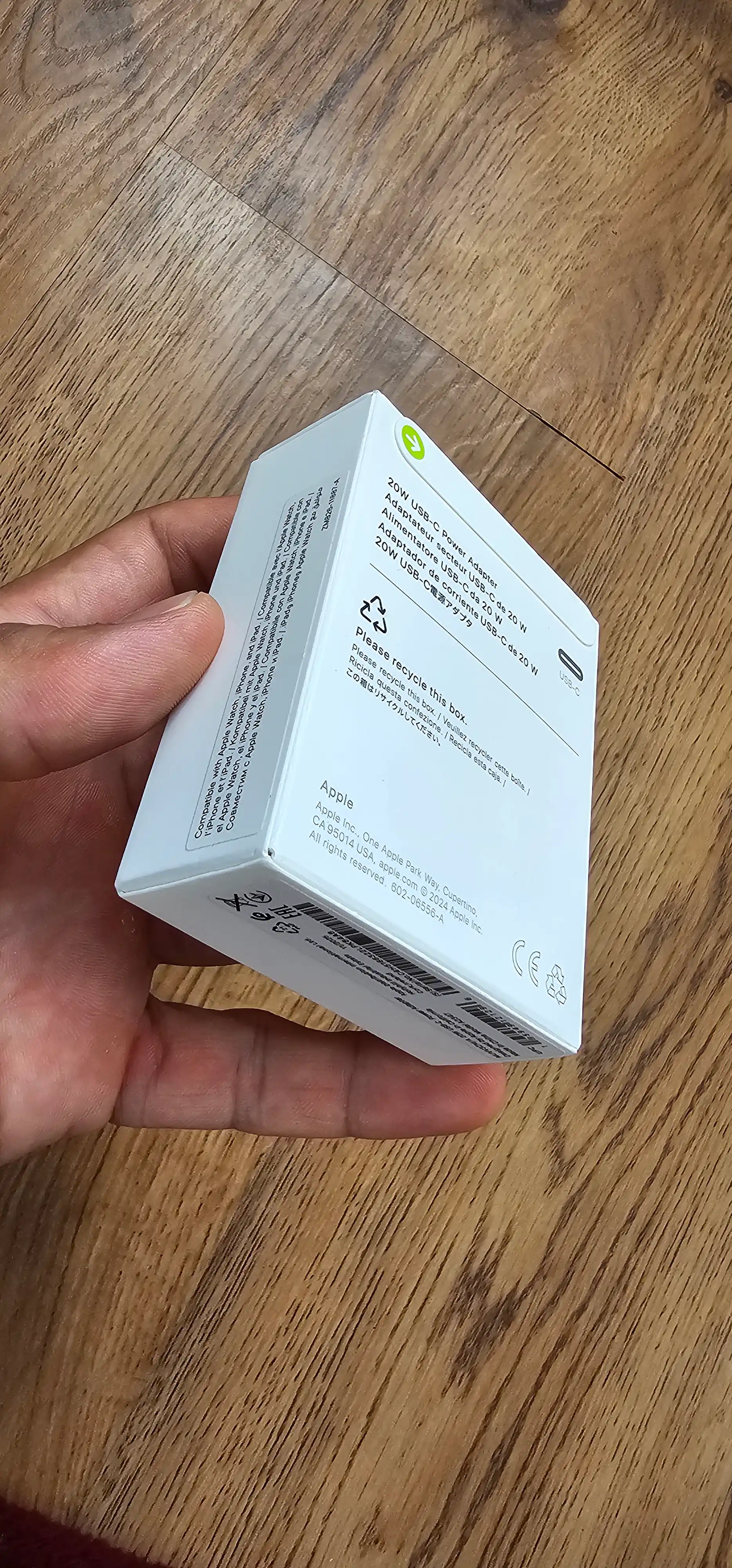 Зарядное устройство (ОРГ) 20W USB-C для iPhone X,11,12,13,14,15,16,17 зарядка