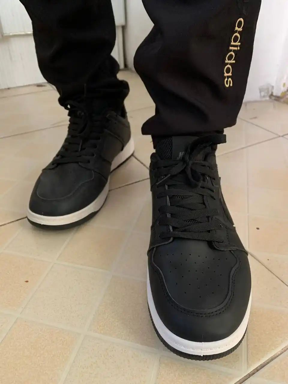 Erkaklar kedalari AIR JORDAN sport malomerka va har kunlik kiyish uchun qulay