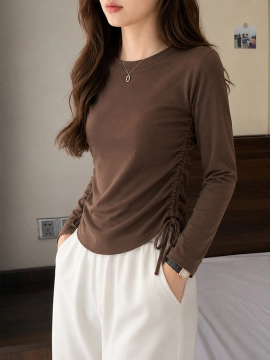 Ayollar koftasi, yon shnurli