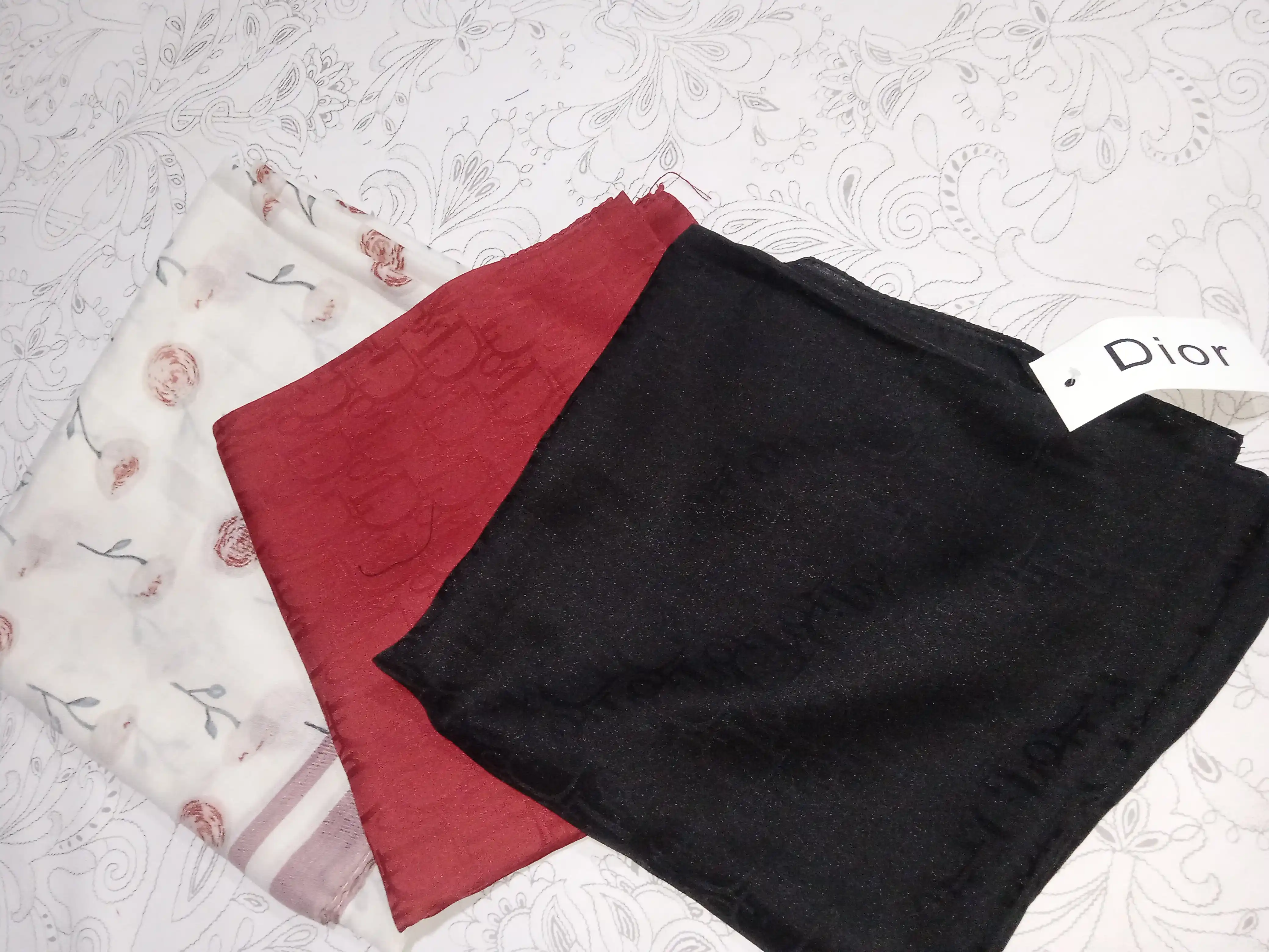 Ayollar va qizlar uchun ipak ro‘mol Dior, sovg‘a, hijob 95 x 95 sm