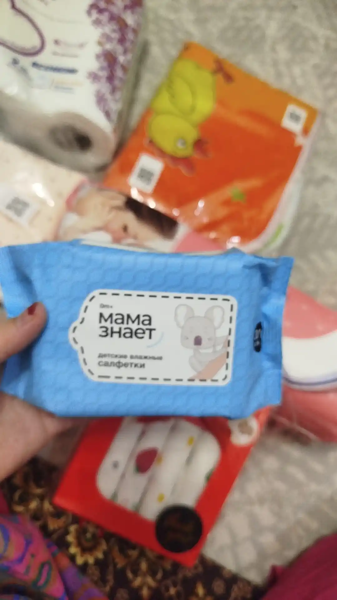 Детские влажные салфетки Мама знает гипоаллергенные 0+