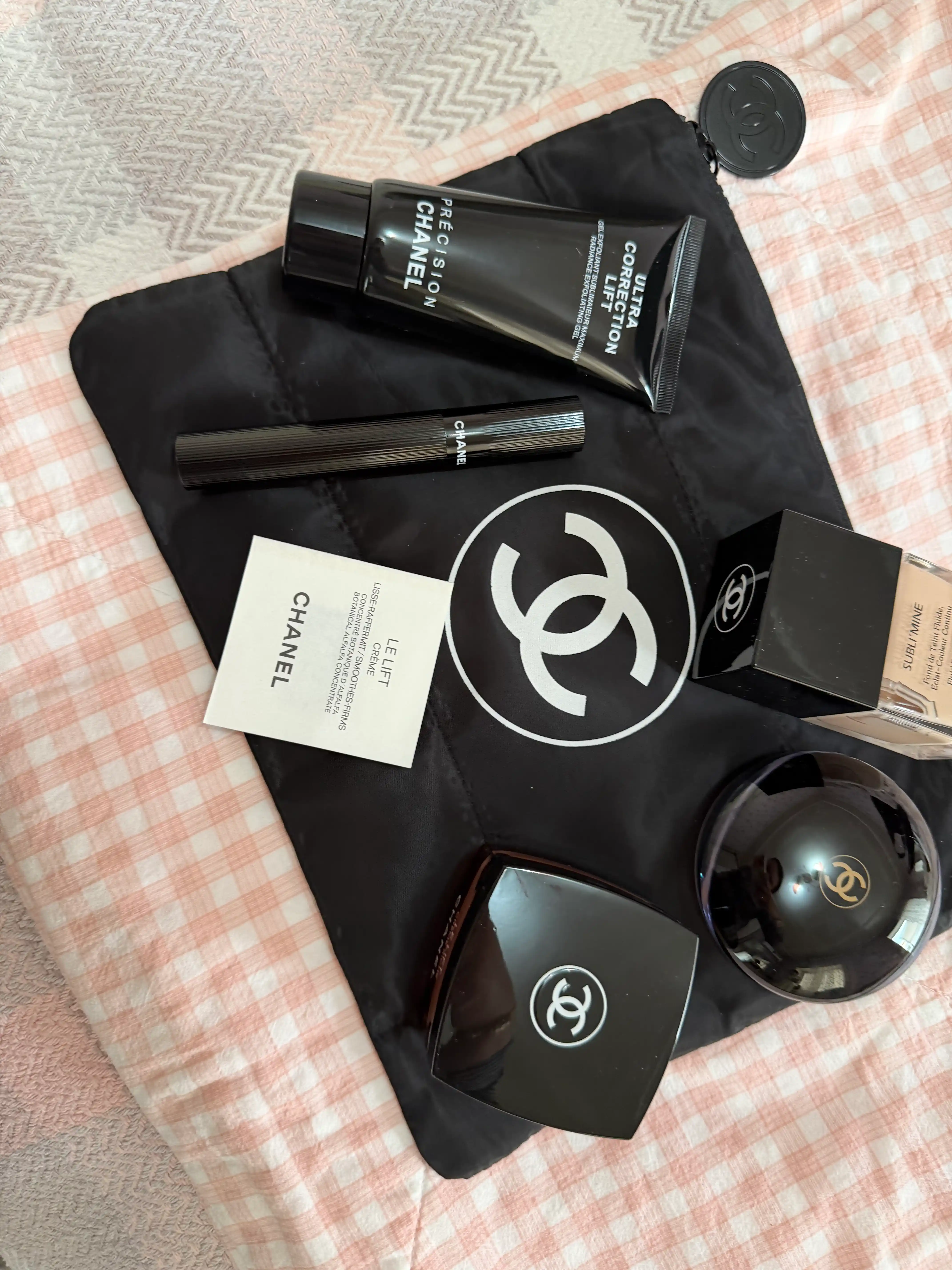 Chanel kosmetika nabor / ayollar uchun sovg'a / make up set / pudra / krem / tush / piling