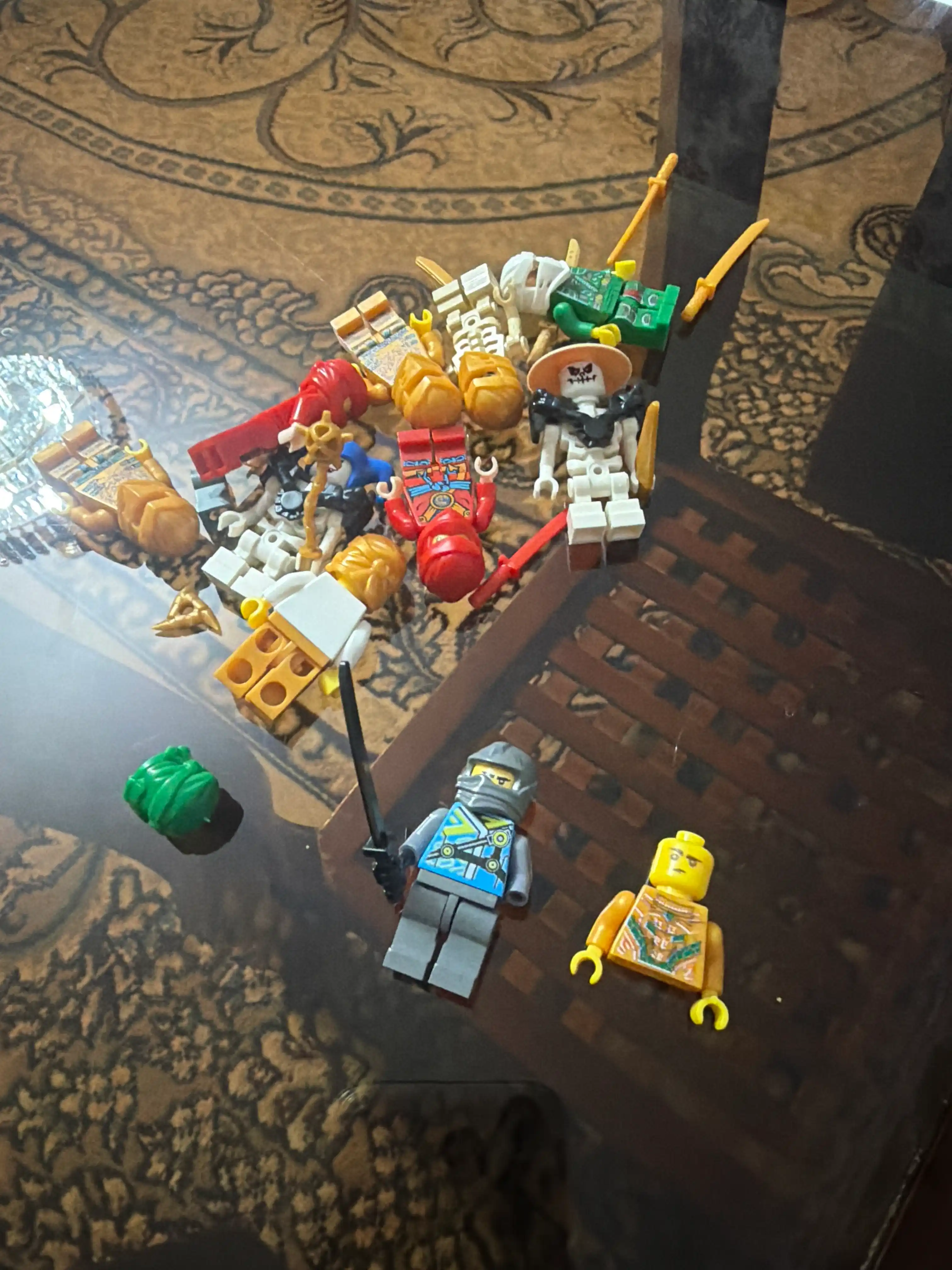 Lego mini figurkalari, Marvel, Dc, Roblox, Minecraft