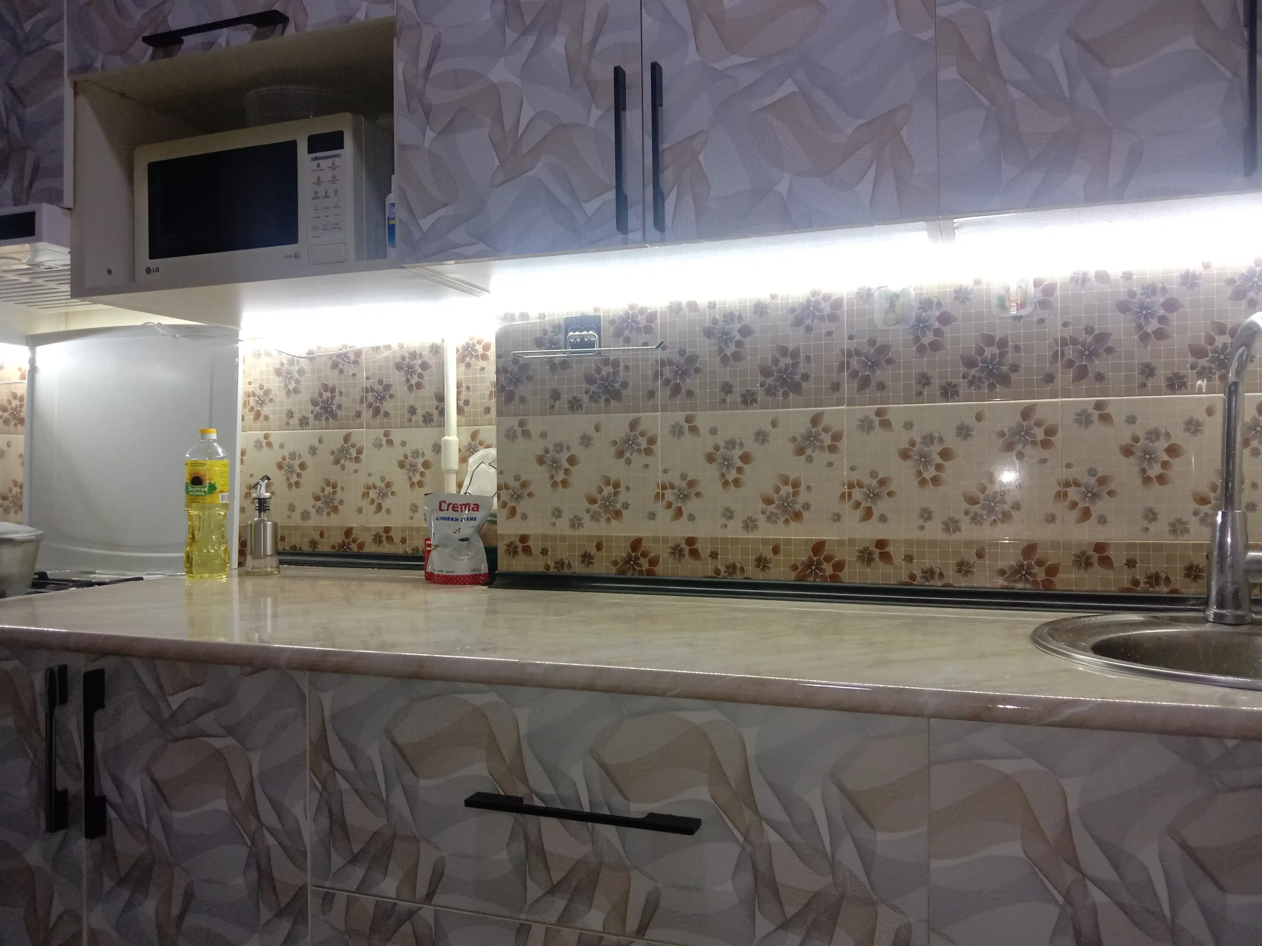 LED подсветка для рабочей зоны кухни, самоклеящаяся, 220V — 1 м, 2 м, 3 м, 4 м, 5 м