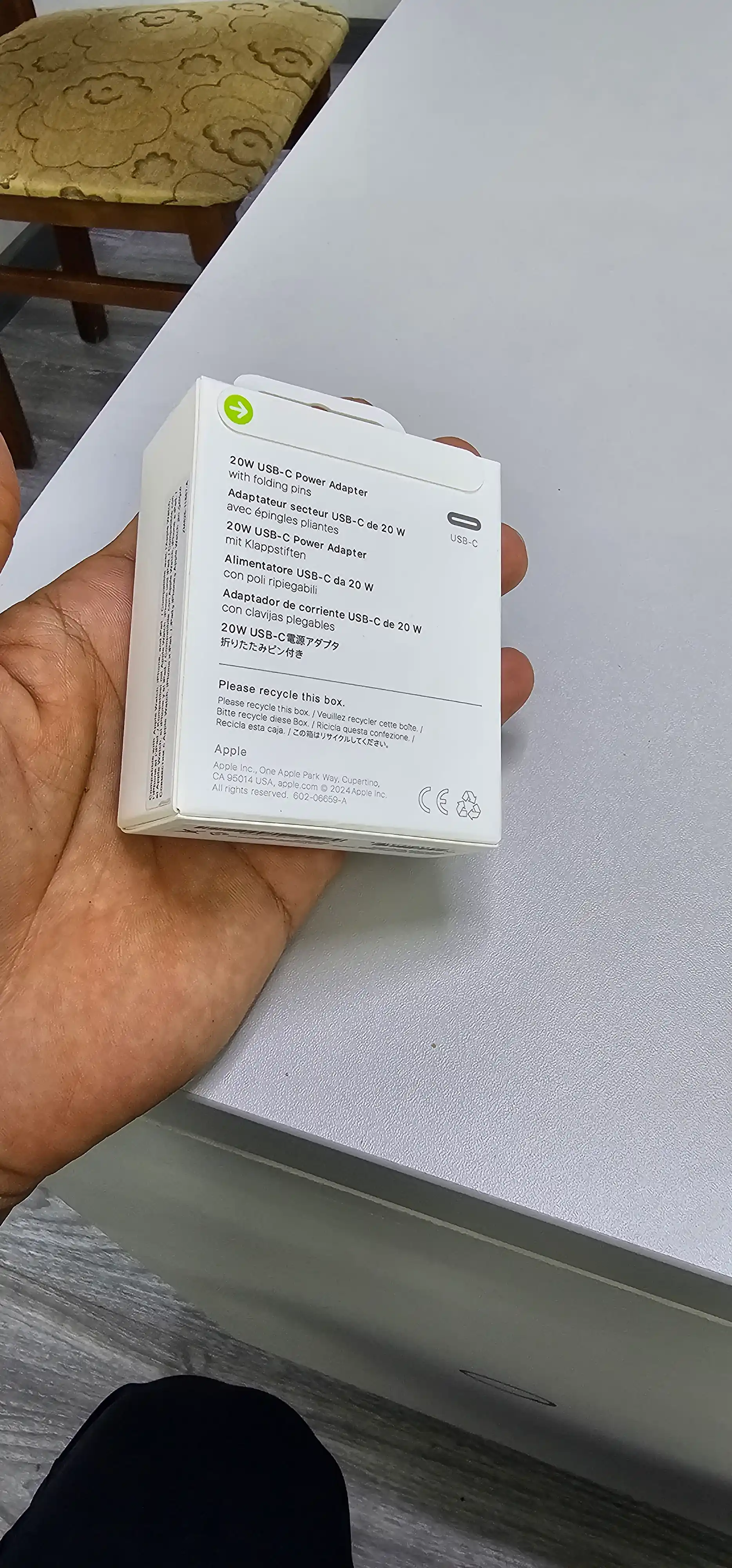 Зарядное устройство (ОРГ) USB-C 20W для iPhone X, 11, 12, 13, 14, 15, 16, 17 быстрой заряд