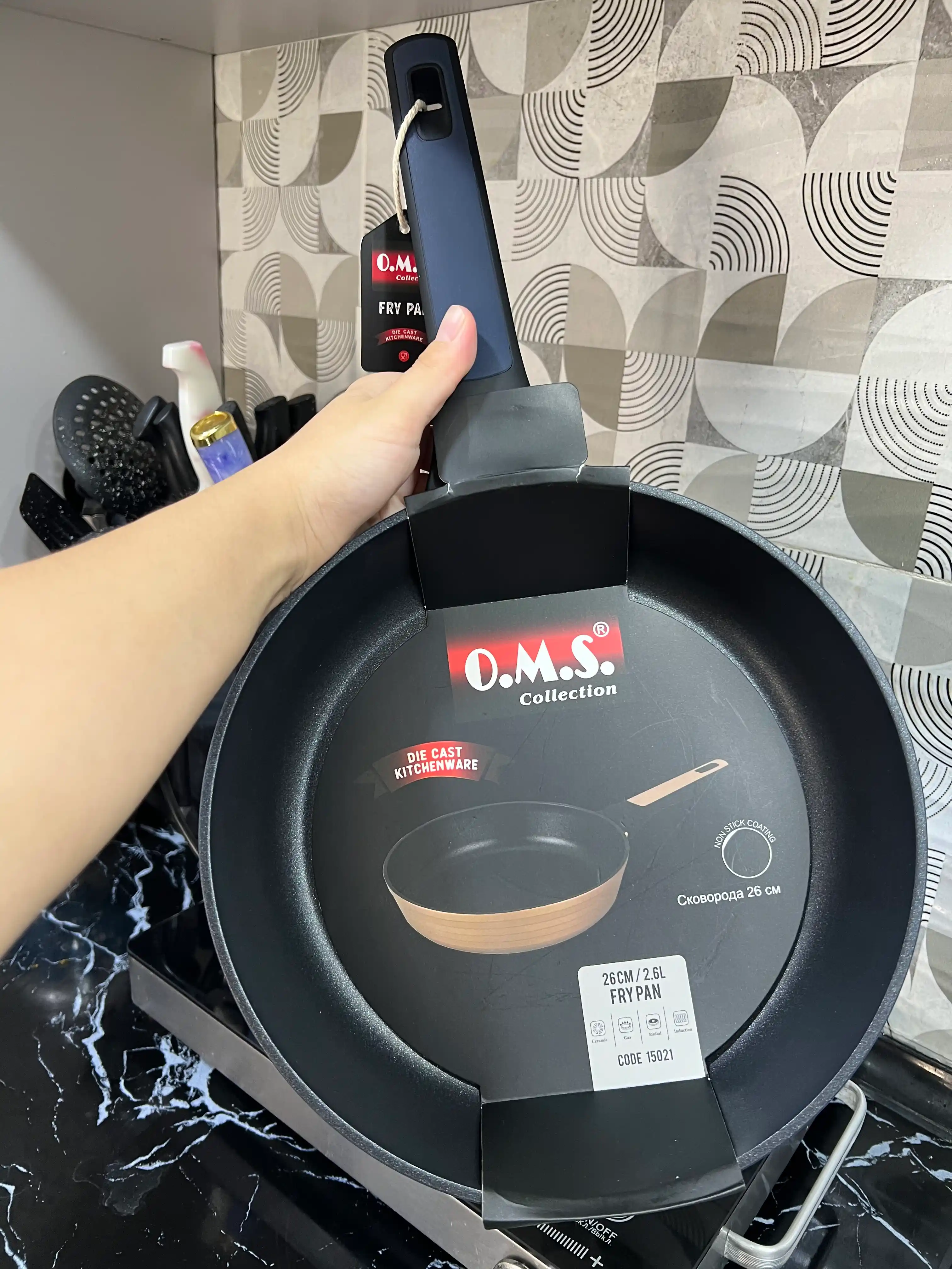 Сковорода O.M.S 150021 с антипригарным покрытием 20 / 24 / 26 / 28 см
