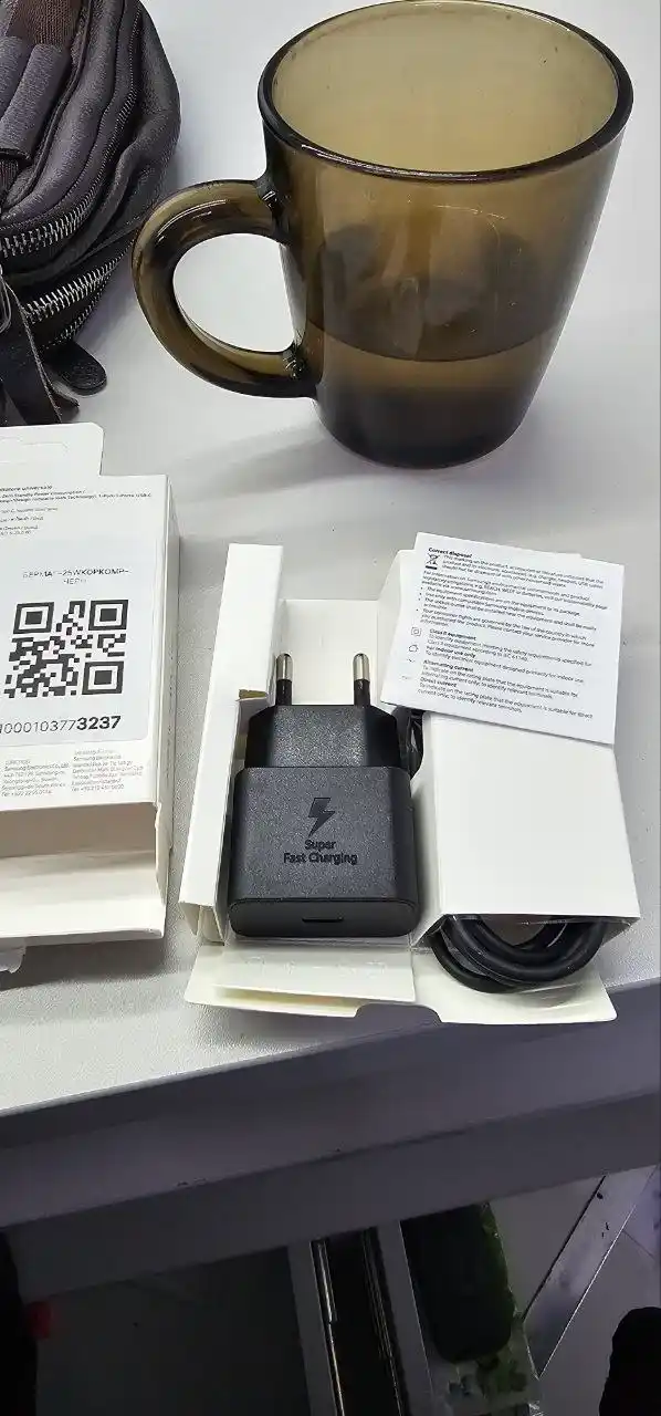 Samsung 25W Type-C quvvatlash qurilmasi zaryadchik Fast Charge kabeli bilan