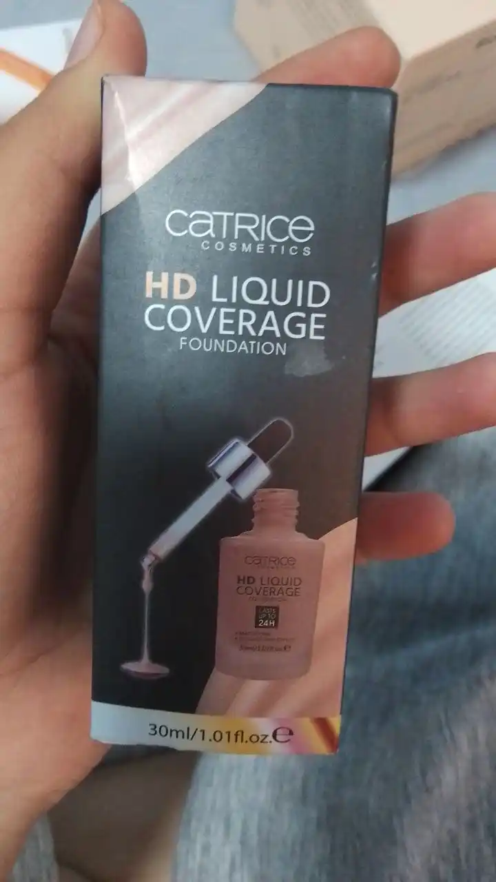 Tonal krem, suyuq asos, teri rangini tekislaydi, yuqori chidamlilik, 30 ml