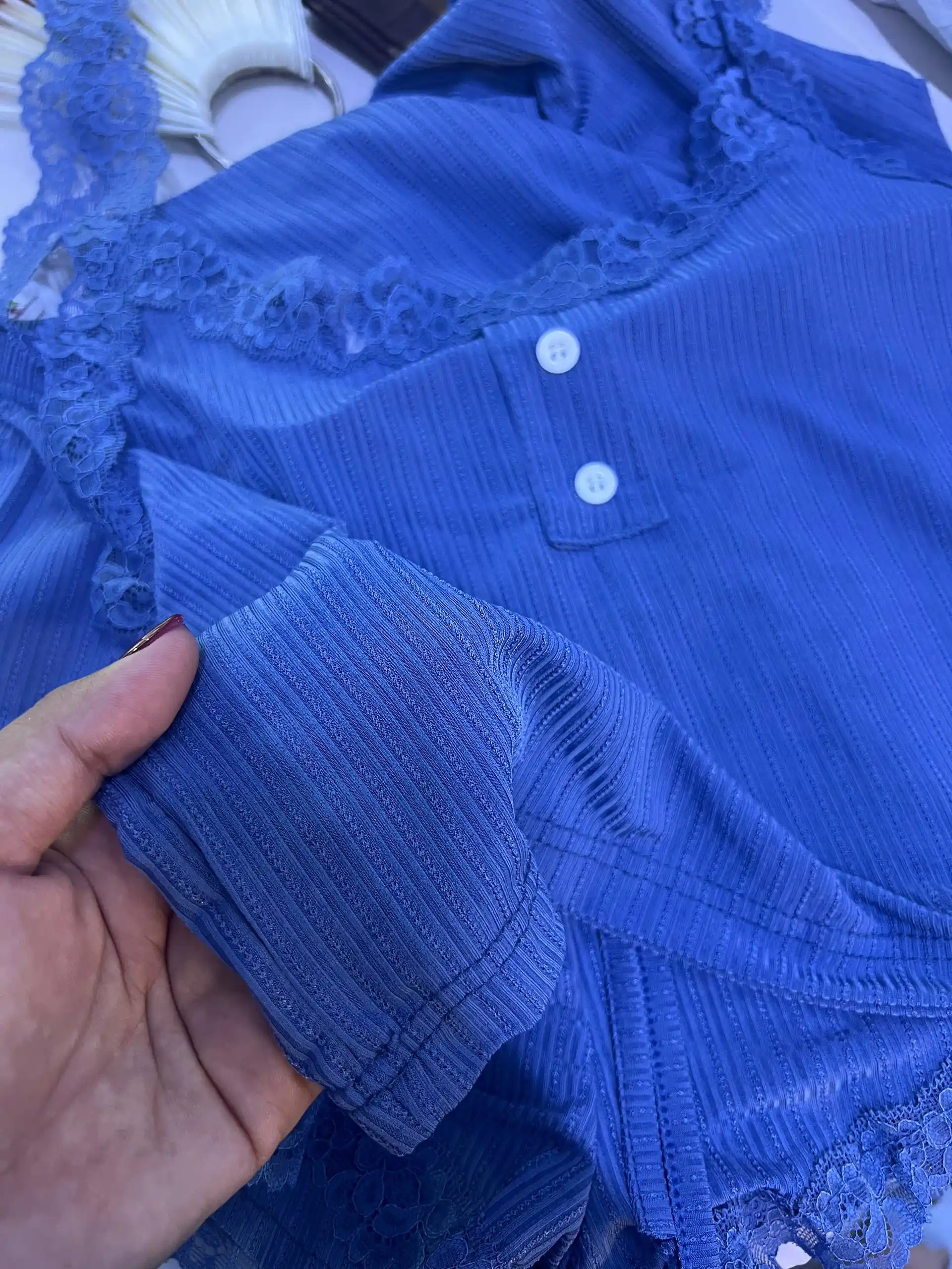 Ayollar uchun pijama to‘plami — shortik va shim bilan, 3 tasi 1 da