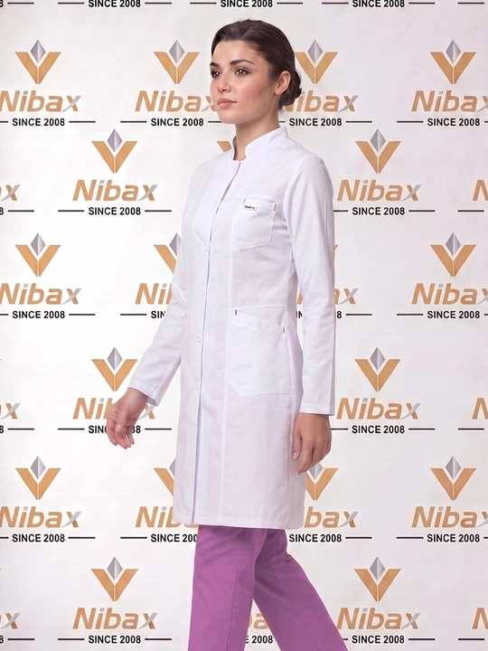 “Bonita” Ayollar tibbiy xalati, oq rang, uzun yengli, tugmali, klassik model