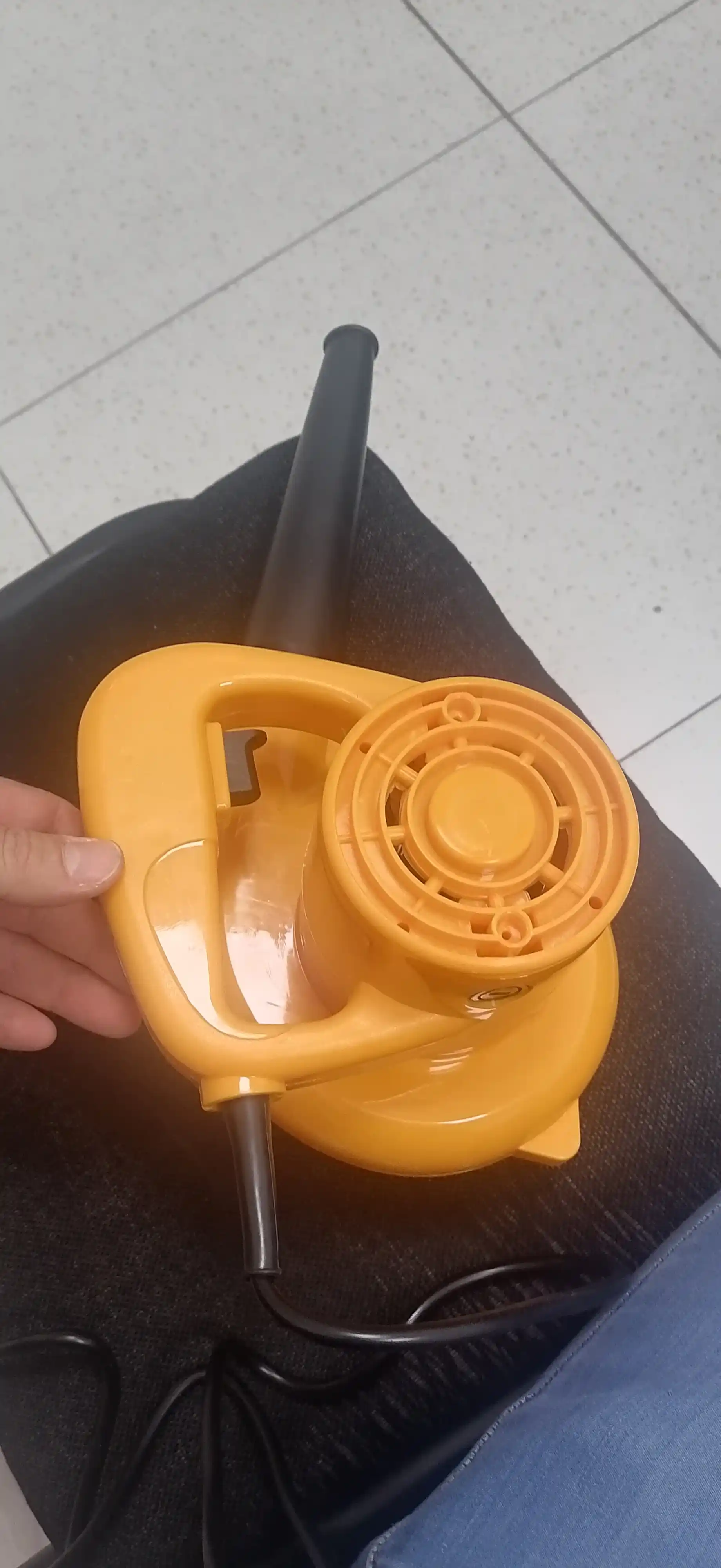 Kuchli ABC 600W elektr havo puflagichi