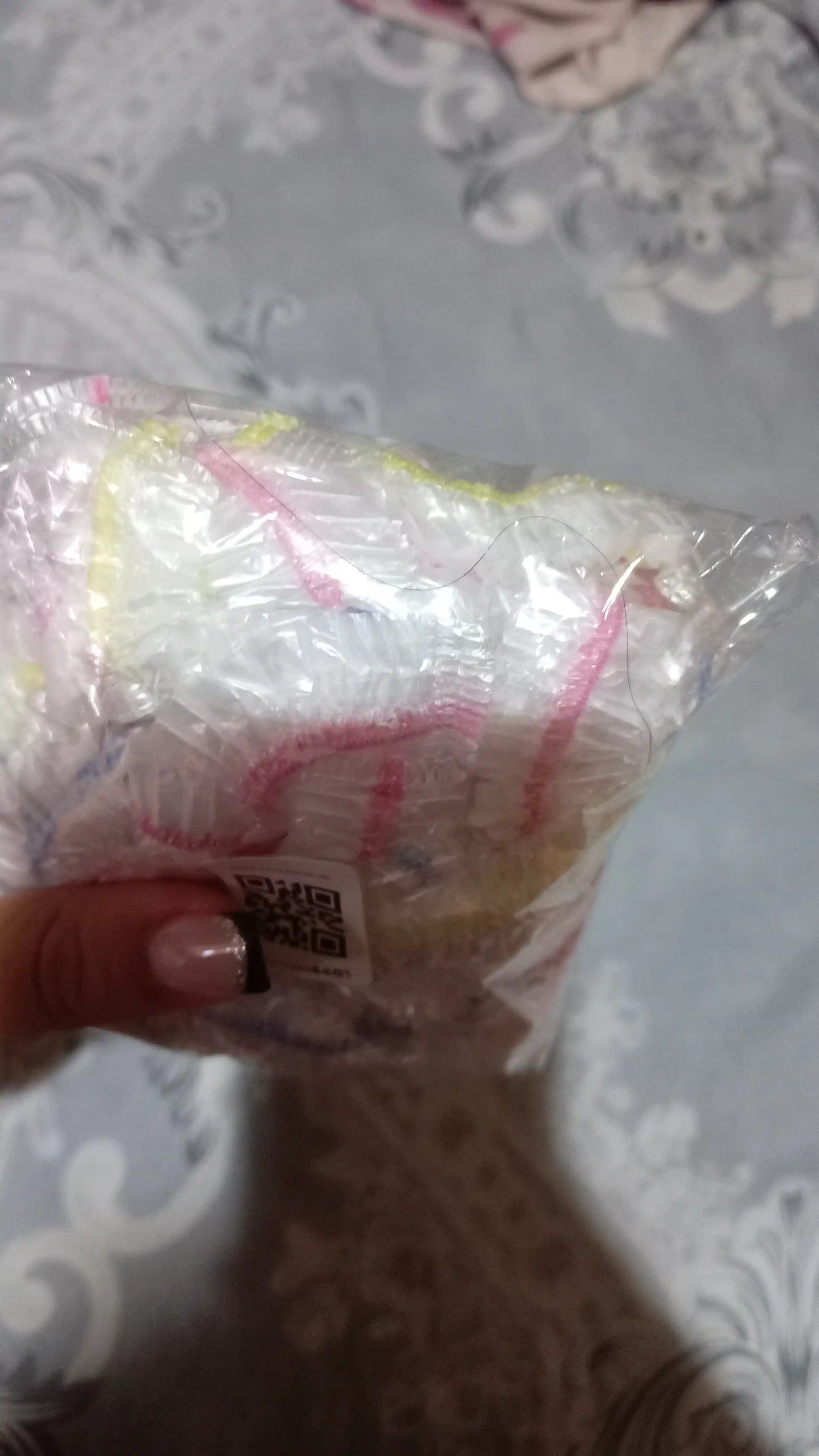 Oziq-ovqat mahsulotlarini saqlash uchun ko'p martalik elastik streych paketlar baxila