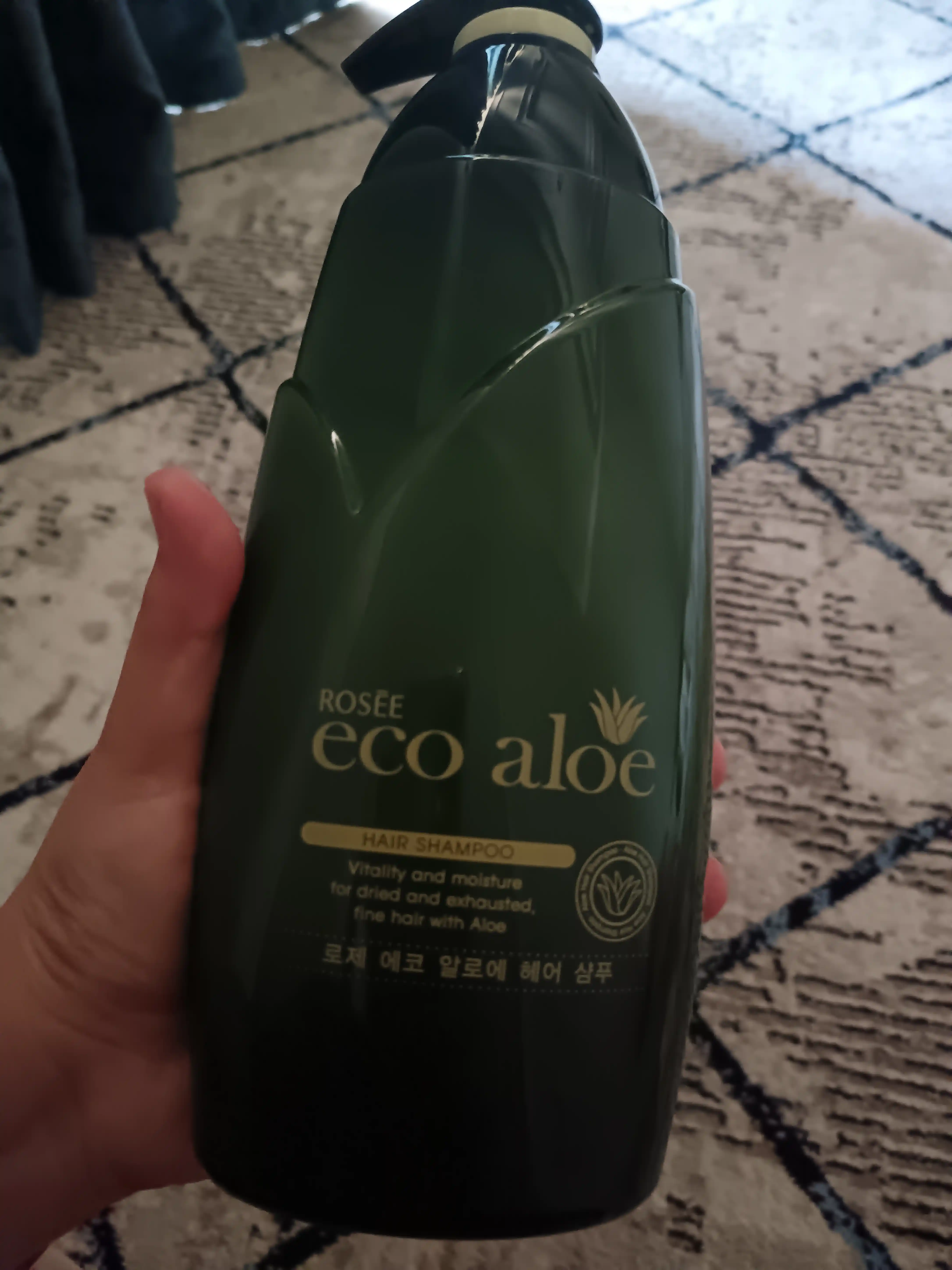 Rosee Eco Aloe Namlovchi Shampun, barcha turdagi sochlar uchun, 760 ml