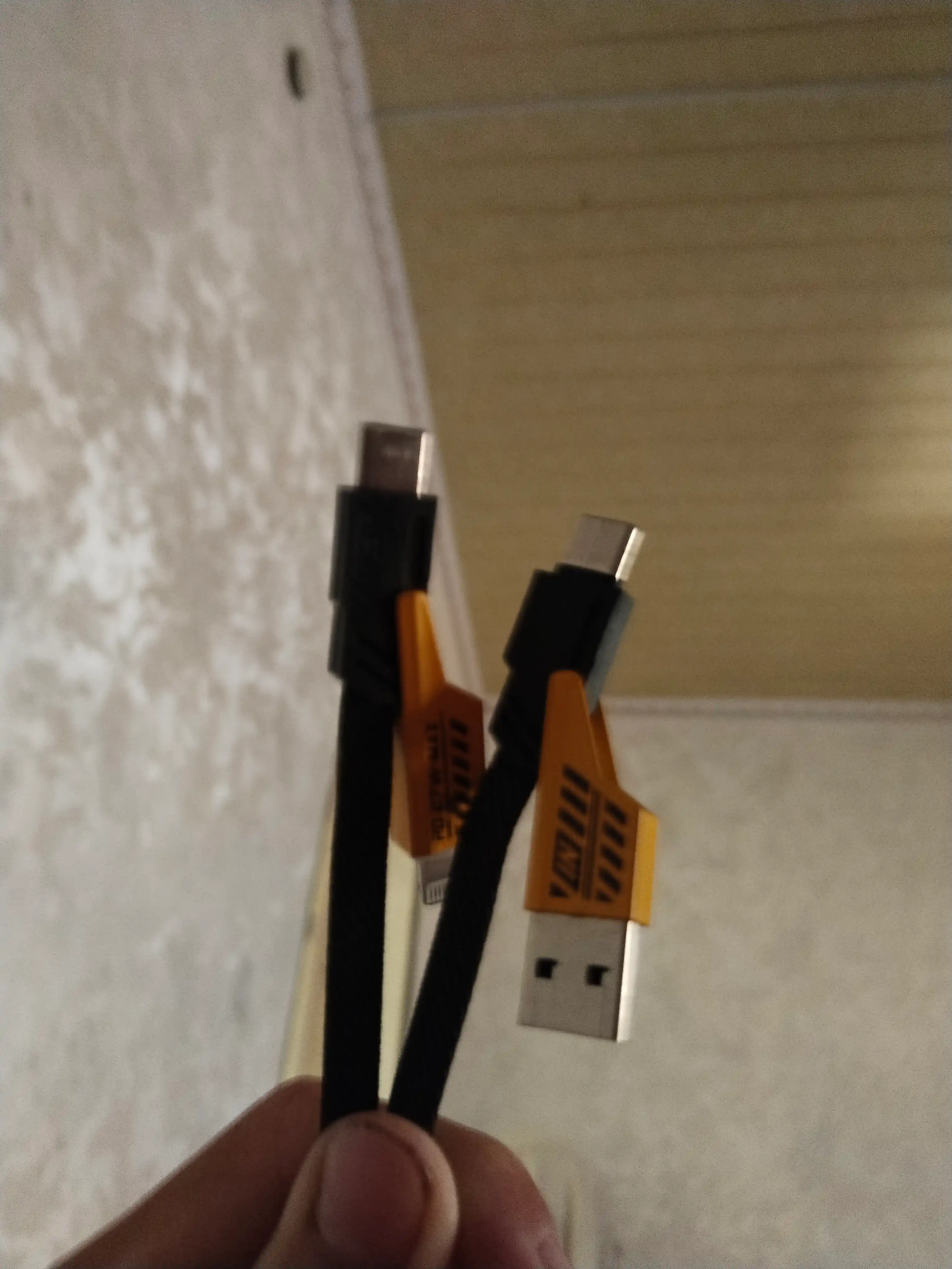 USB 4 TASI BIRDA Turbo Type-C/Lightning - USB-A/Type , быстрая зарядка